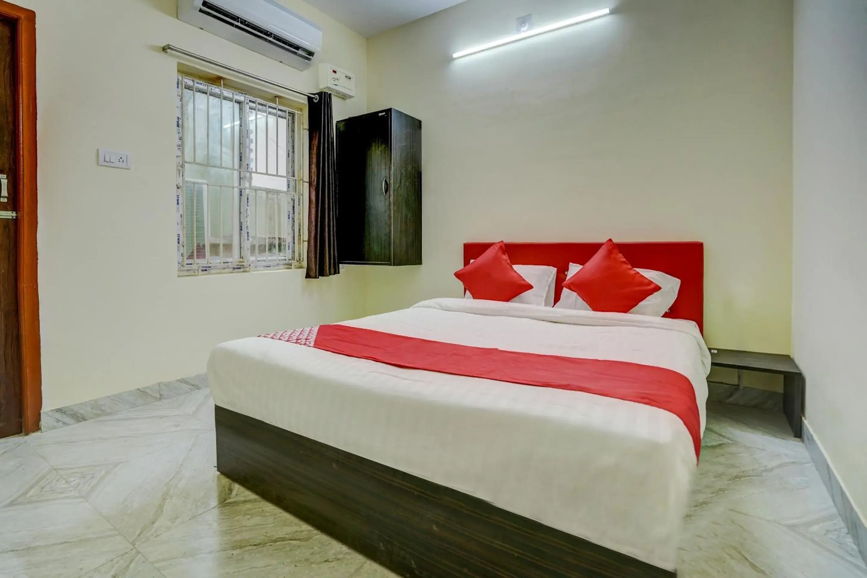 Classic Triple Room - single occupancy in Hotel O Avisi Residency Classic Triple Room - single occupancy in Hotel O Avisi Residency