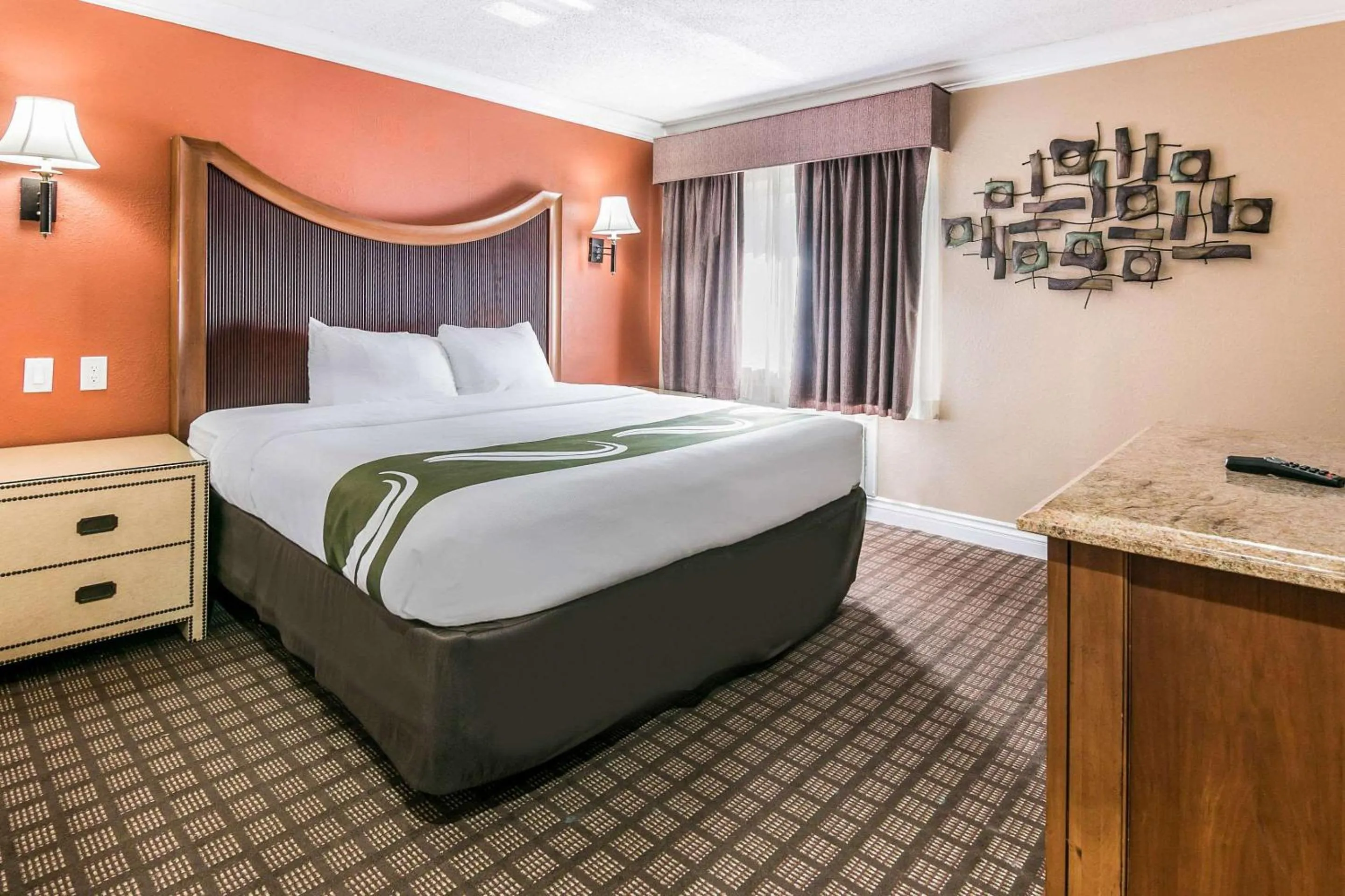 Bedroom, Bed in Quality Inn & Suites Atlanta Airport South