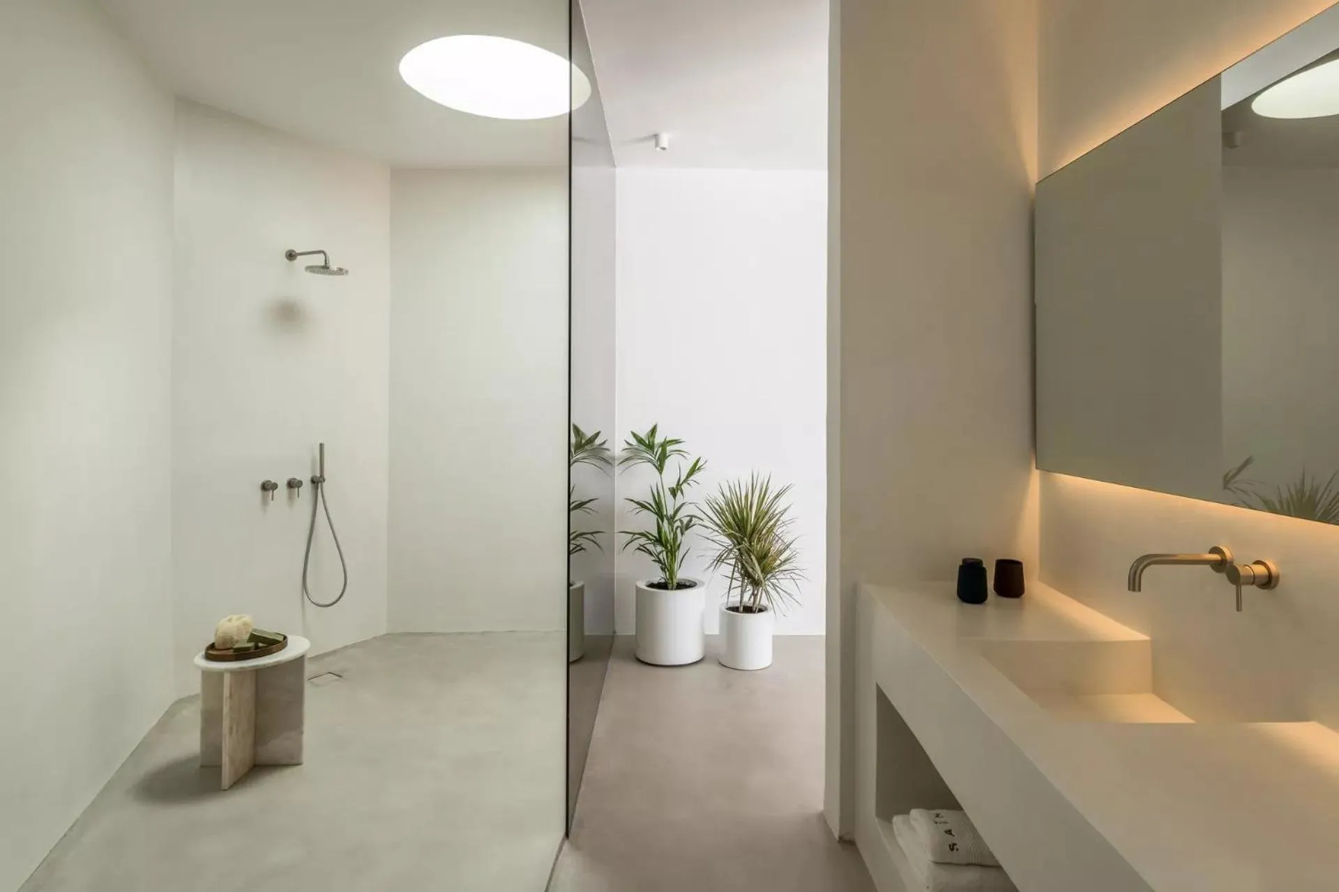 Bathroom in The Saint Hotel