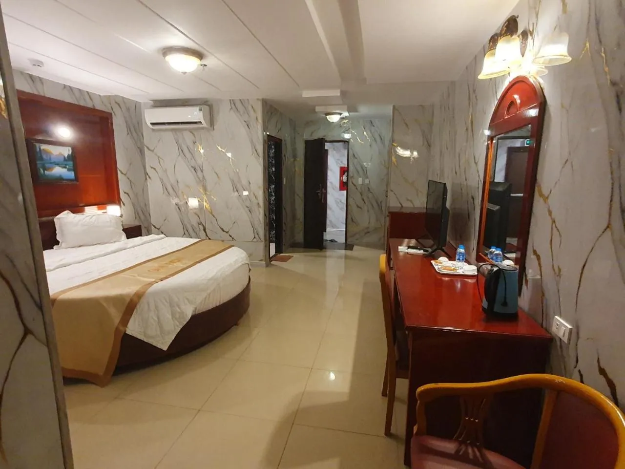 Bedroom, Bed in Sea Light Hotel