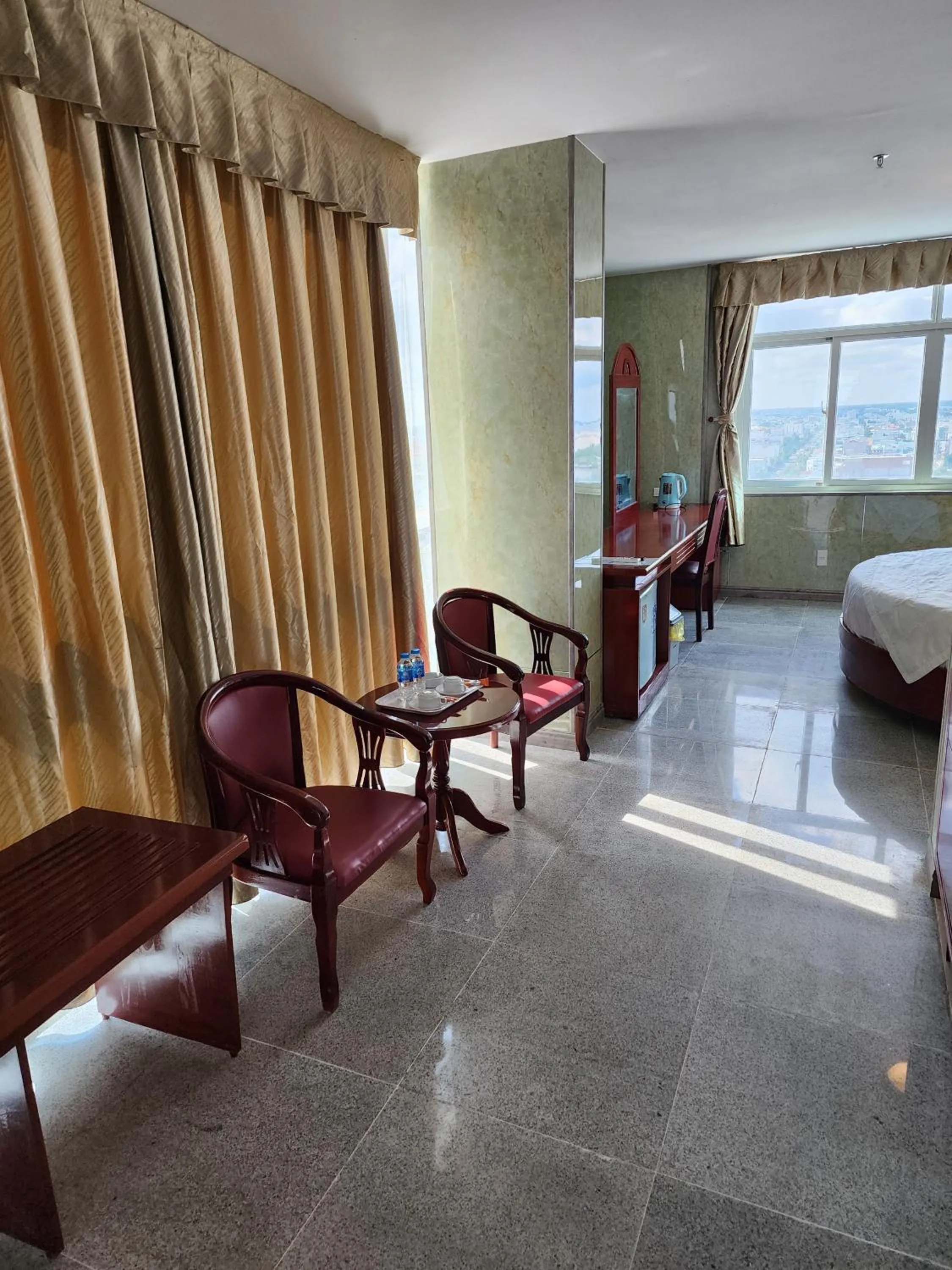 VIP, Bed in Sea Light Hotel