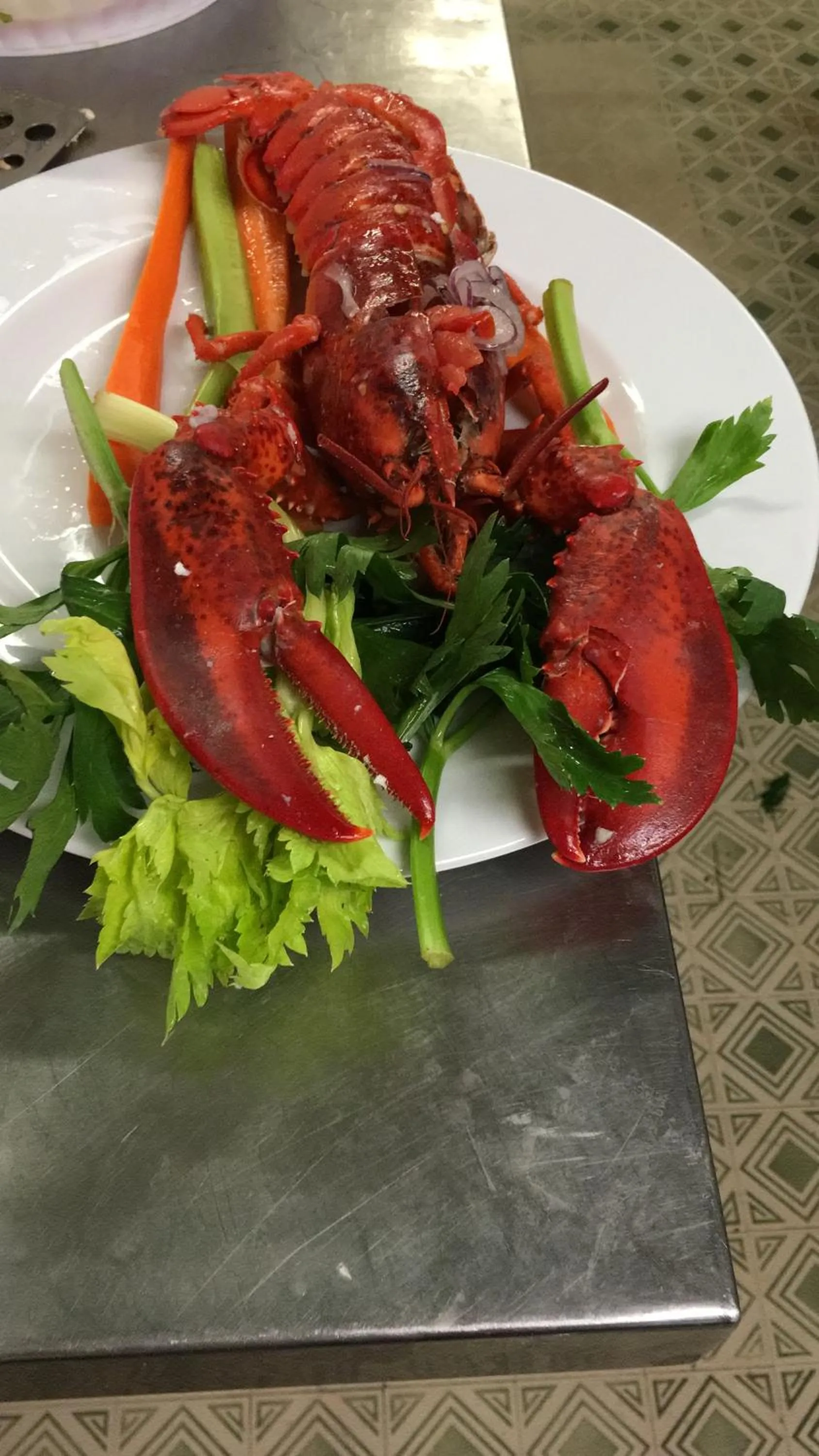 Restaurant/places to eat in Dea Della Salute Hotel