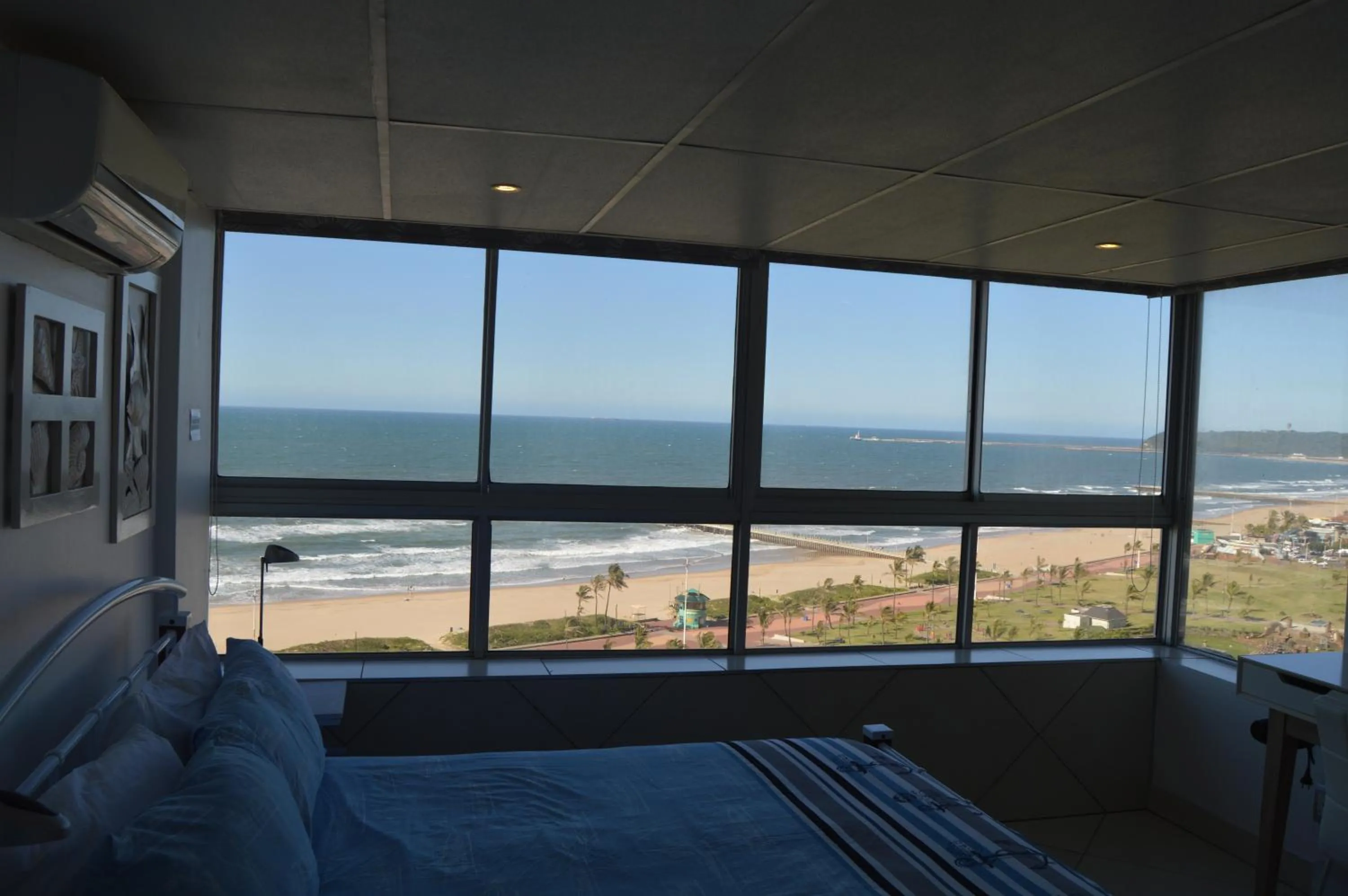 Sea view, Bed in Accommodation Front - Classy 4 Sleeper with Ocean Views