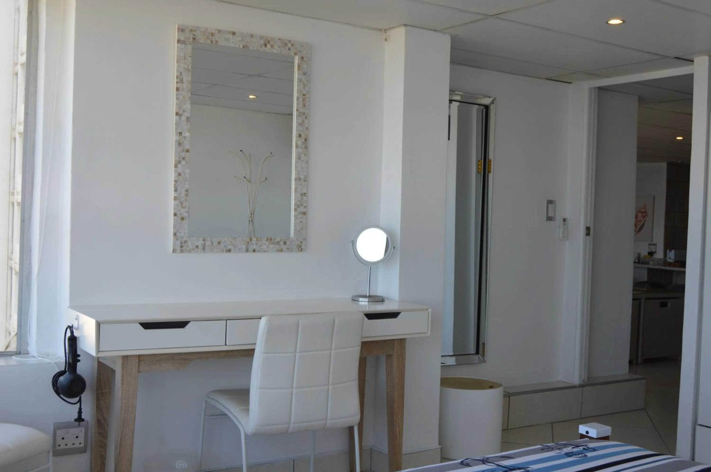 Bathroom in Accommodation Front - Classy 4 Sleeper with Ocean Views