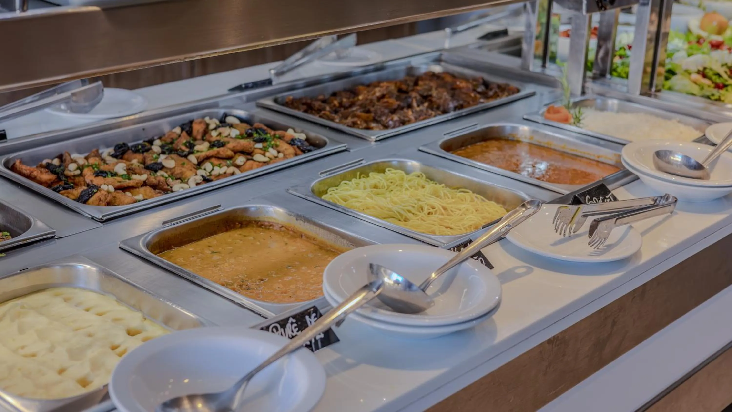 Restaurant/places to eat in Coroa Vermelha Beach - All Inclusive