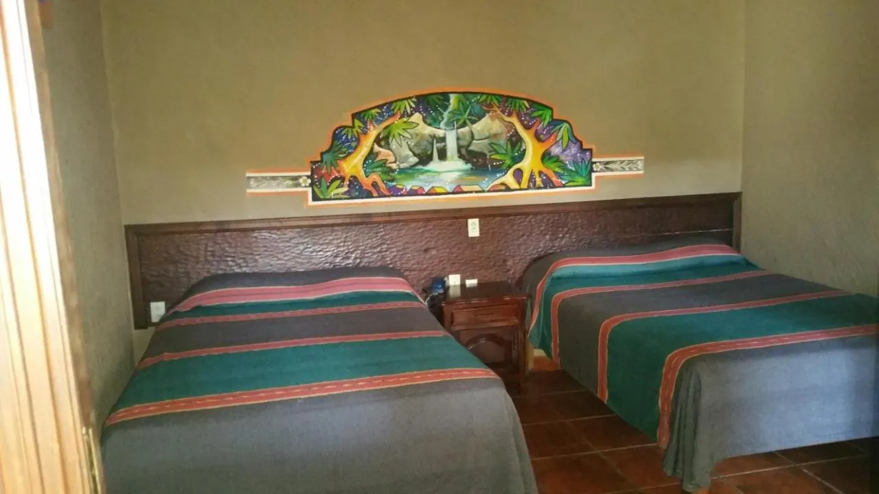 Double or Twin Room in Hotel Regis