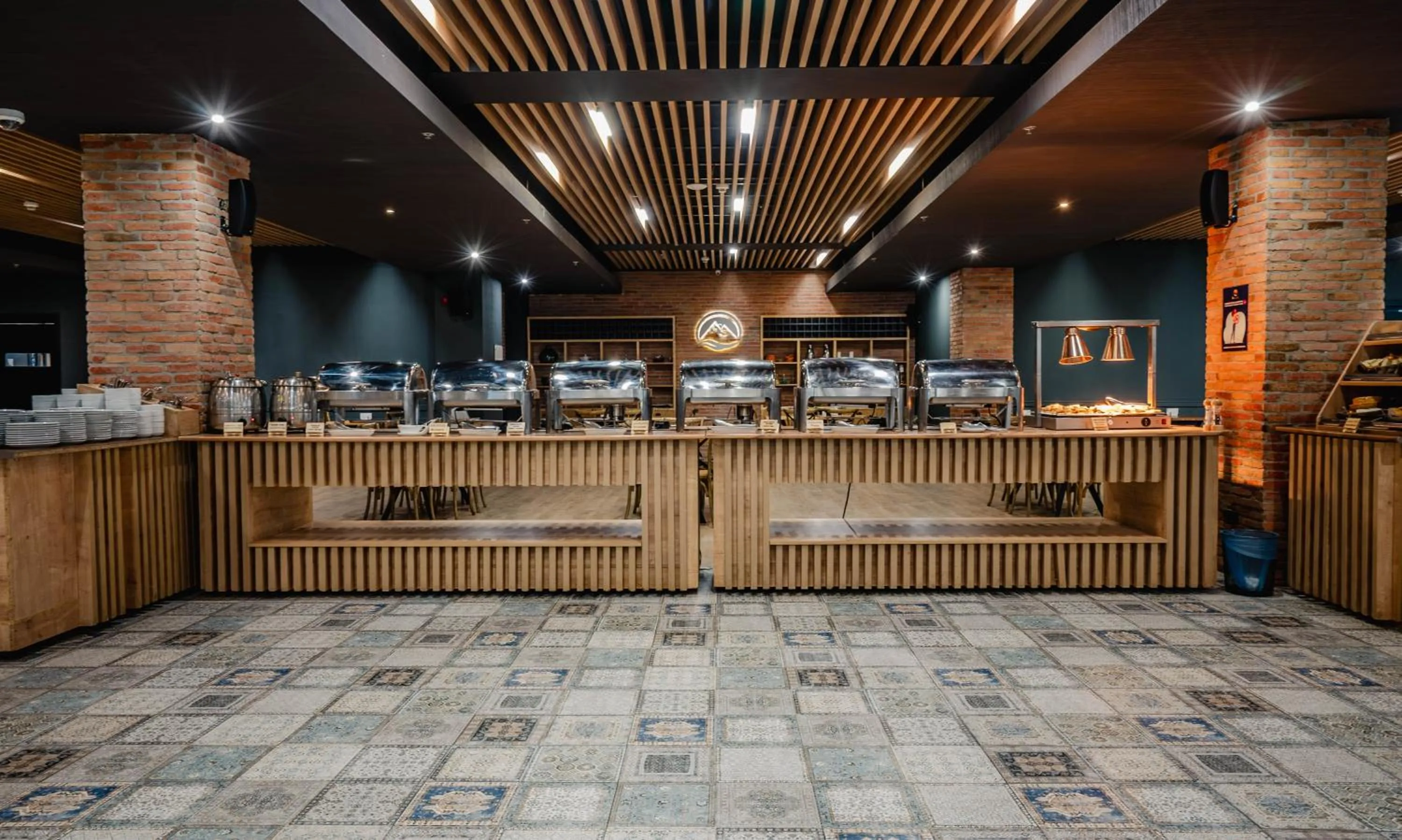 Restaurant/places to eat in Bakuriani Inn