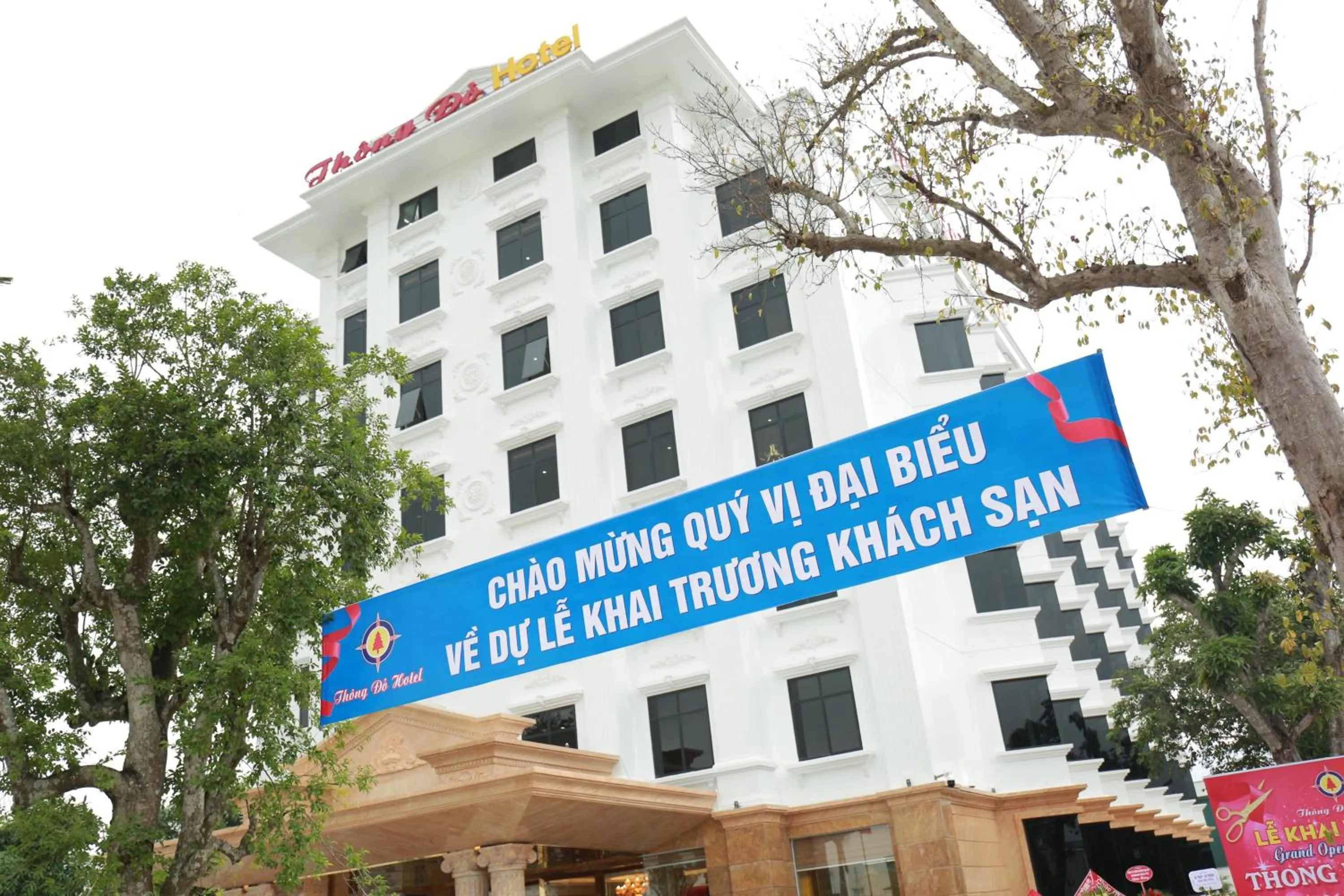 Property building in Thông Đỏ Hotel