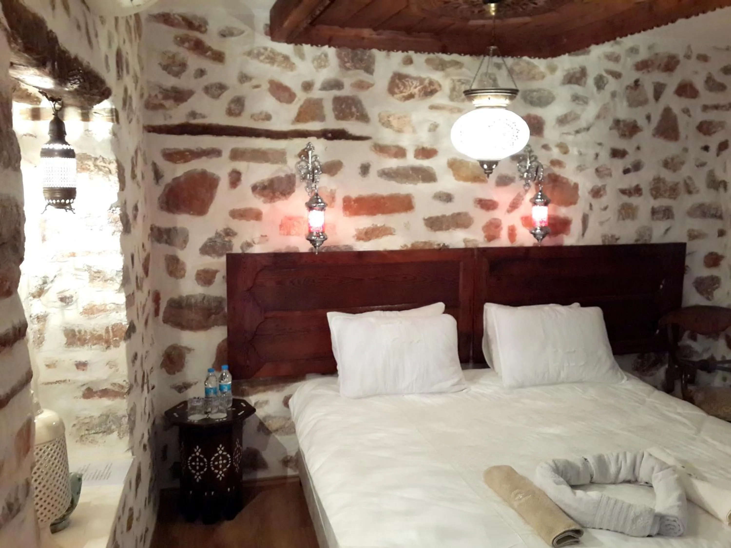 Bed in Lemon Villa Hotel