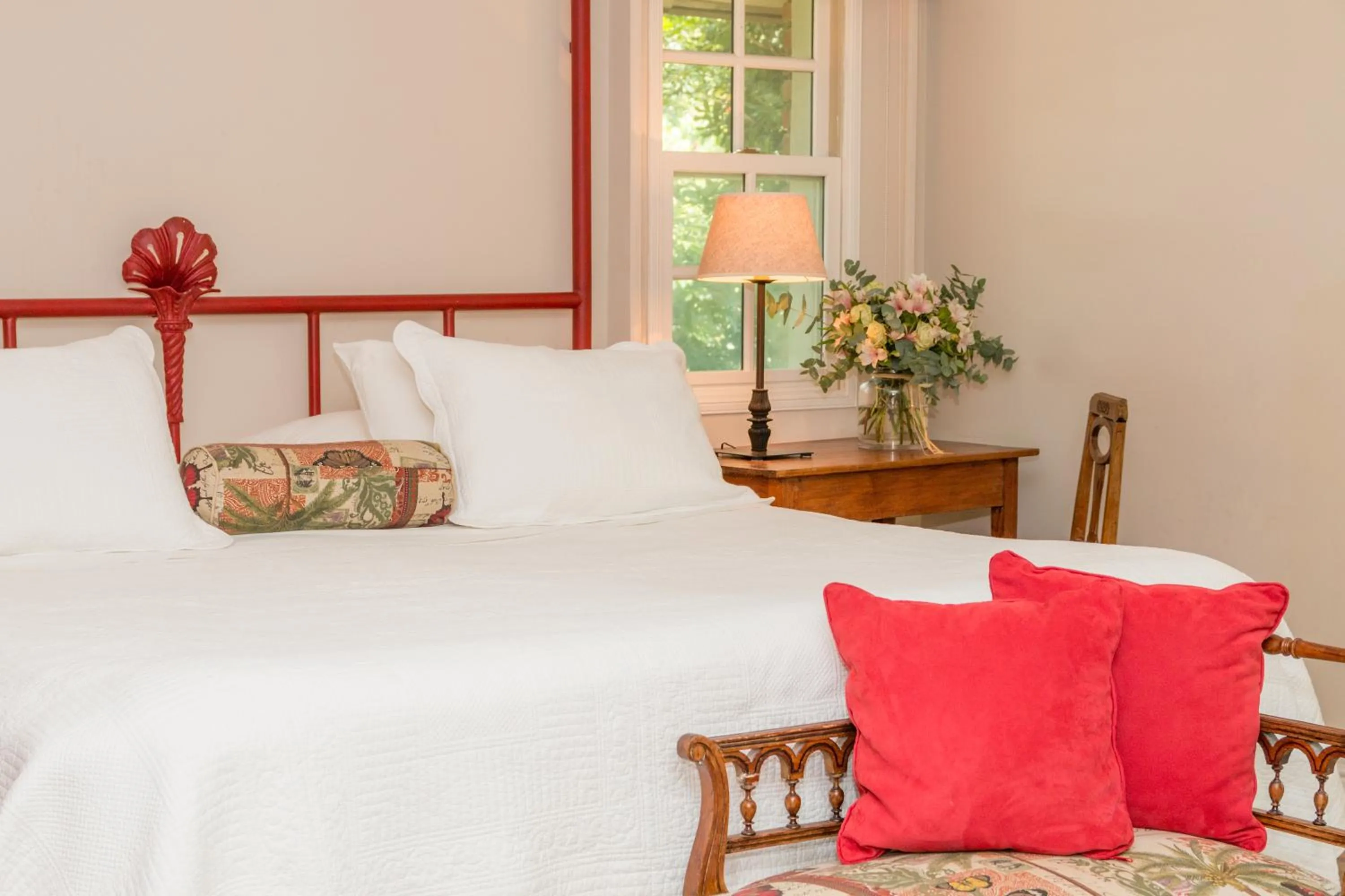 Photo of the whole room, Bed in Hotel L'Auberge