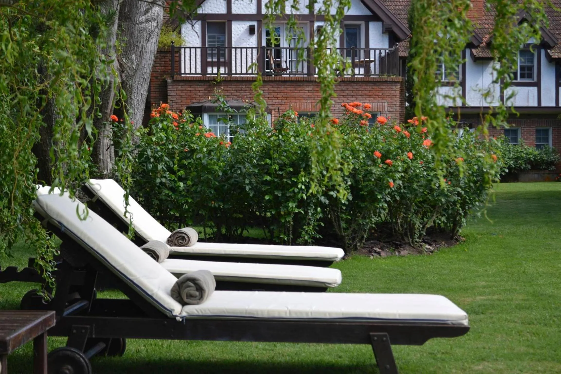 Garden in Hotel L'Auberge