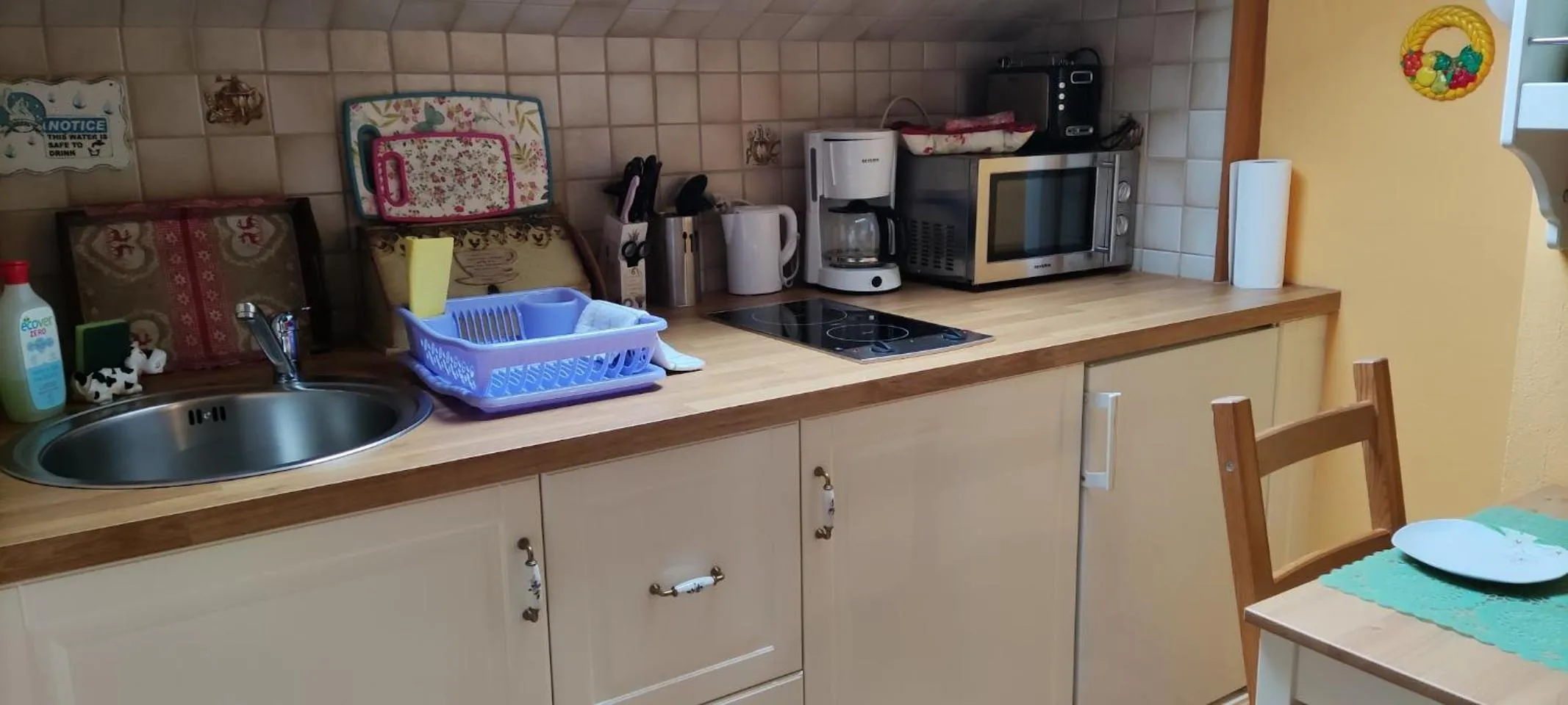 Coffee/tea facilities in Landhaus Noreia