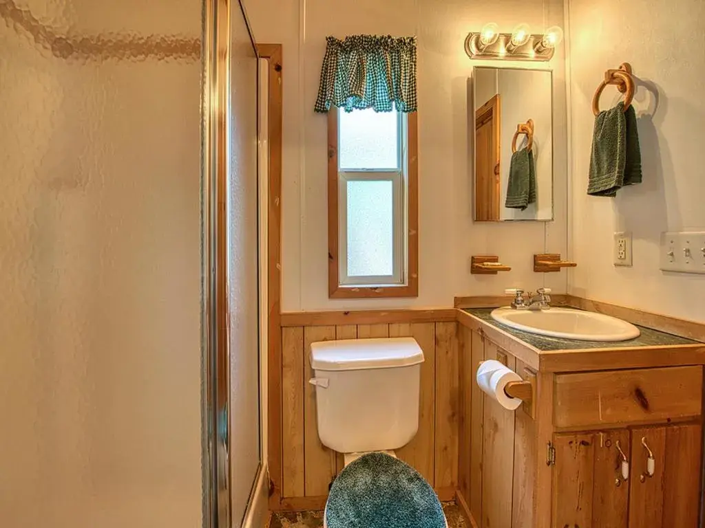 Bedroom in Maggie Valley Cabin Rentals Bedroom in Maggie Valley Cabin Rentals