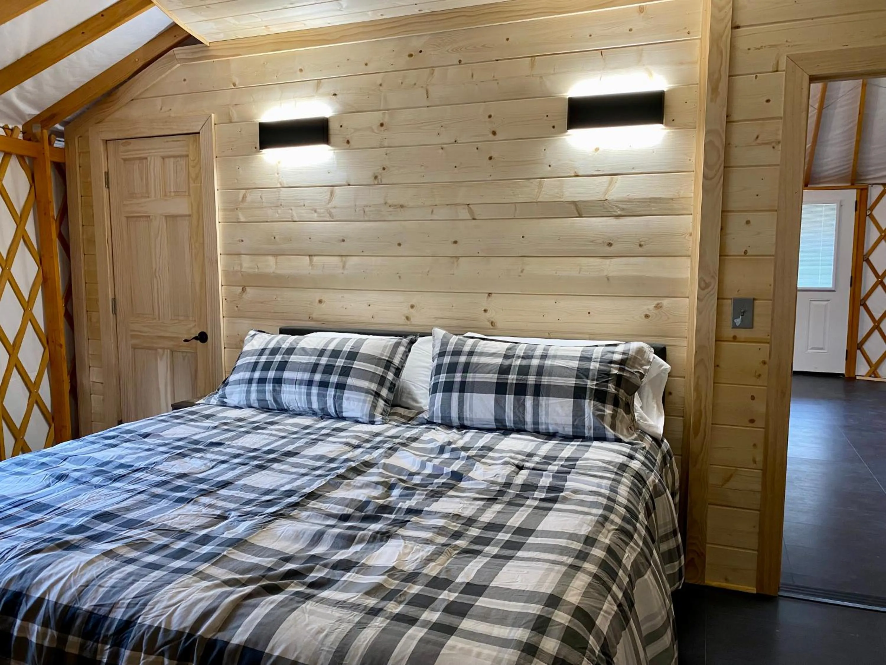 Other, Bed in Maggie Valley Cabin Rentals