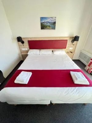 Bed in Hôtel Espace Montclar