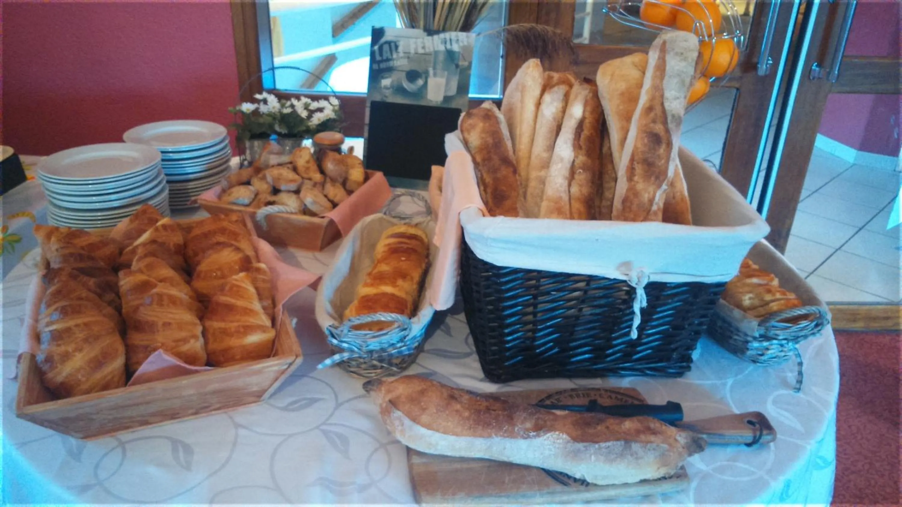 Buffet breakfast in Hôtel Espace Montclar