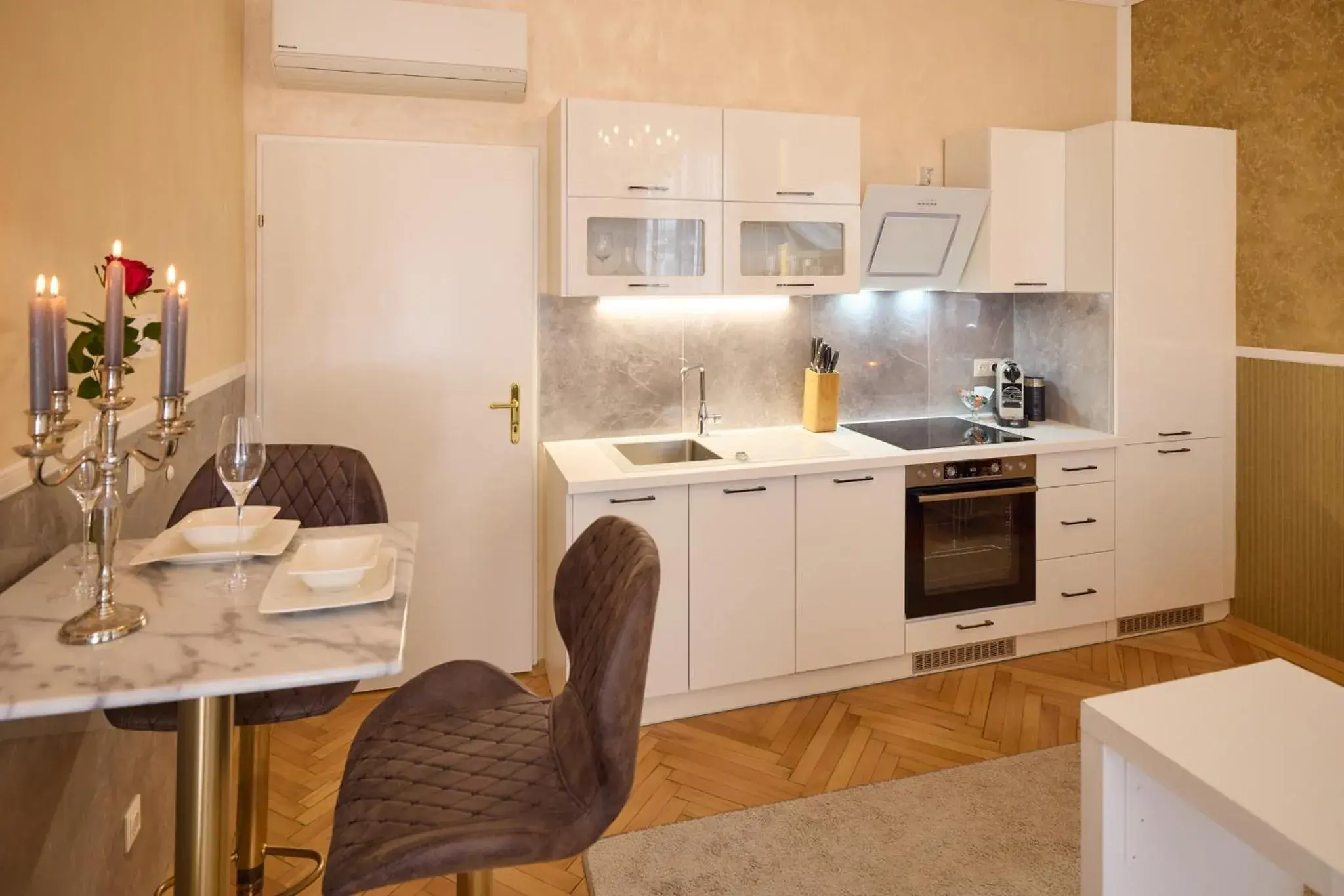 One-Bedroom Apartment in Sophies Place Augarten - Imperial Lifestyle City Apartments Vienna Parking One-Bedroom Apartment in Sophies Place Augarten - Imperial Lifestyle City Apartments Vienna Parking