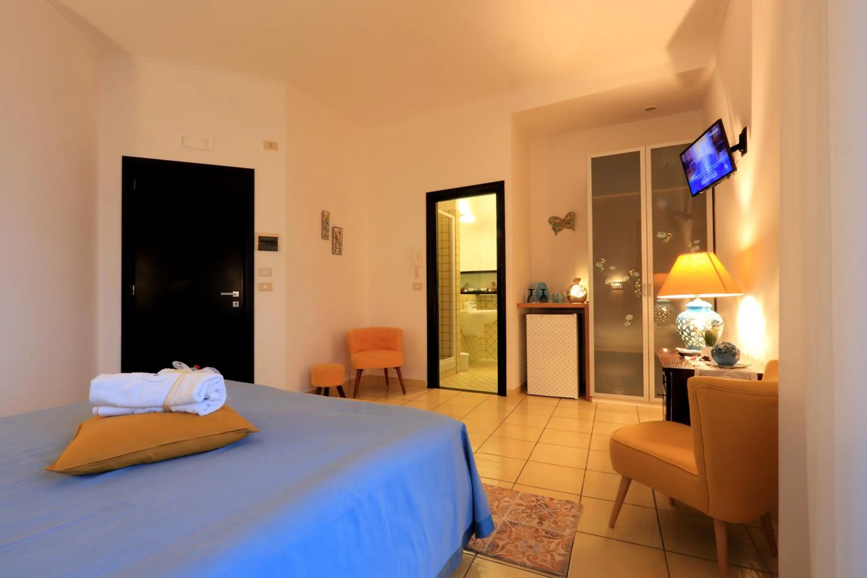 Bed in Due Relais - Panoramic Sea View Suites