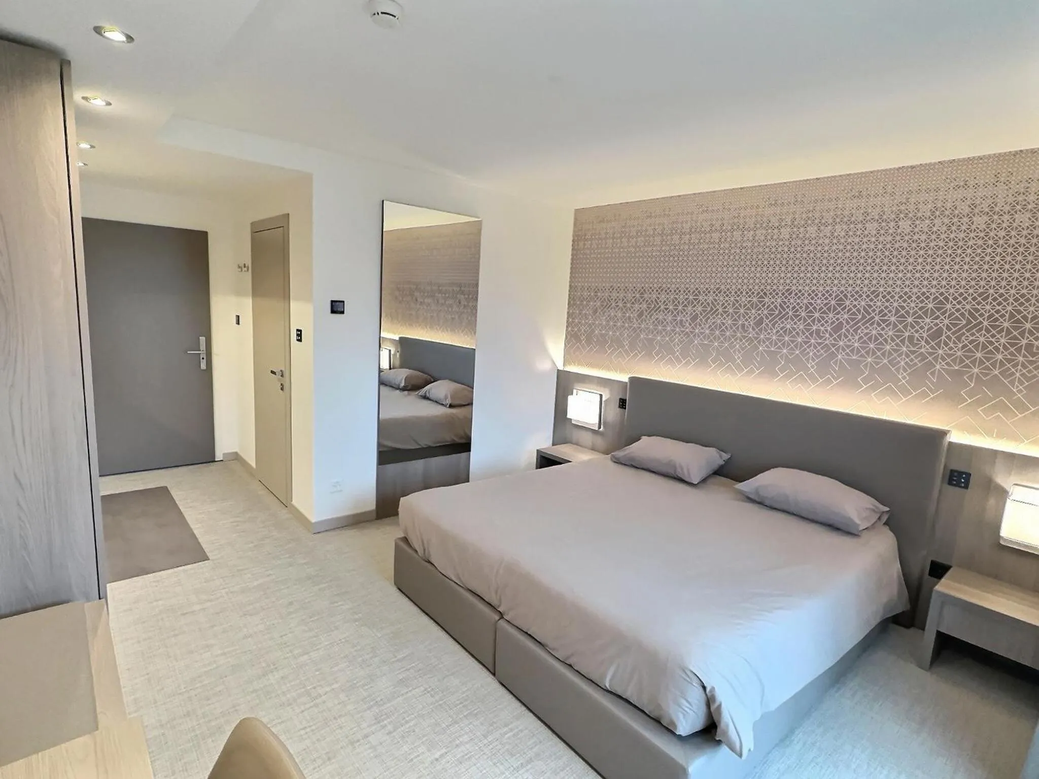 Bed in Attica Résidences, Lausanne