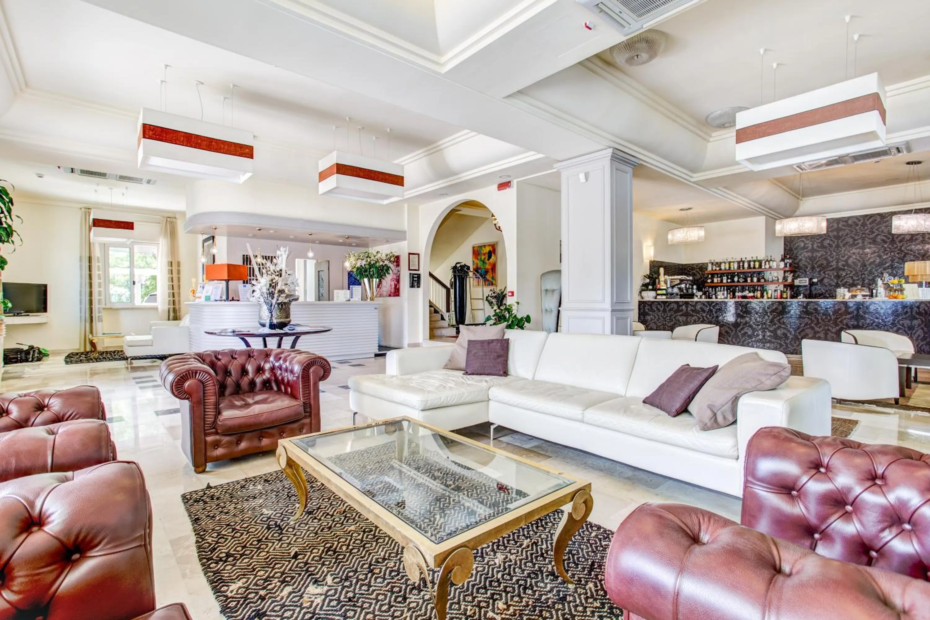 Communal lounge/ TV room in Brasil Seaview Hotel