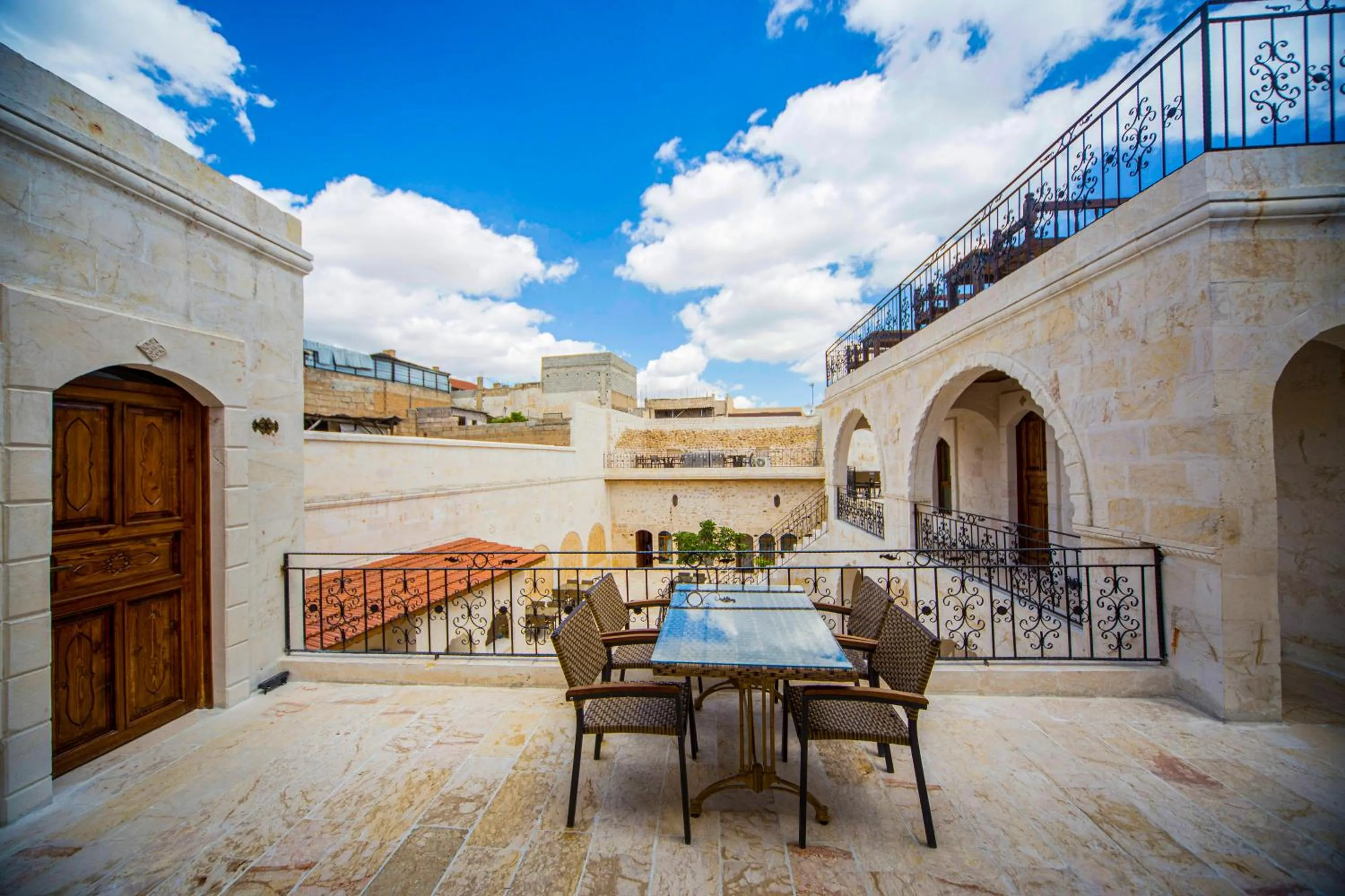 PALMYRA BOUTIQUE HOTEL