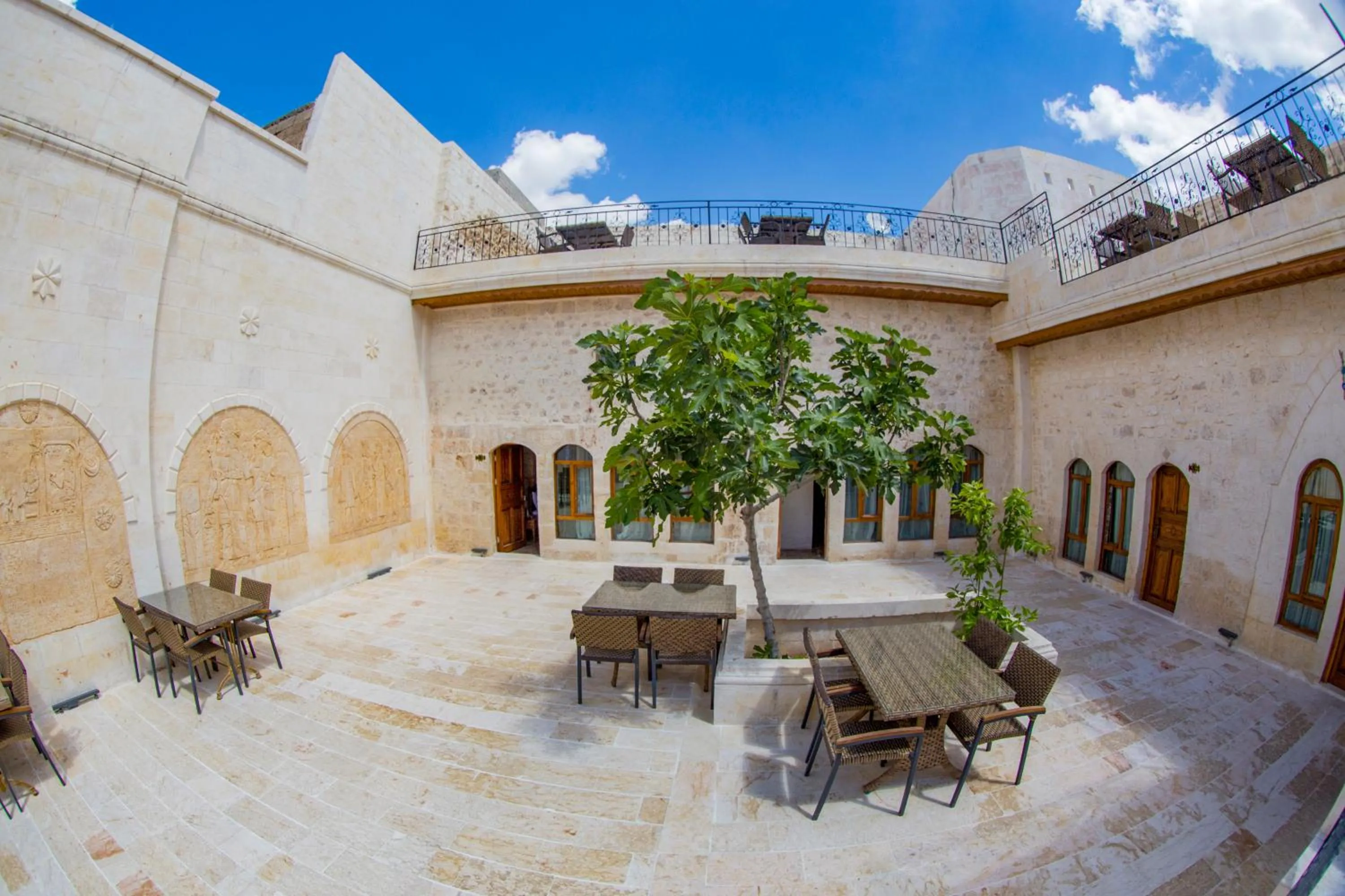 PALMYRA BOUTIQUE HOTEL