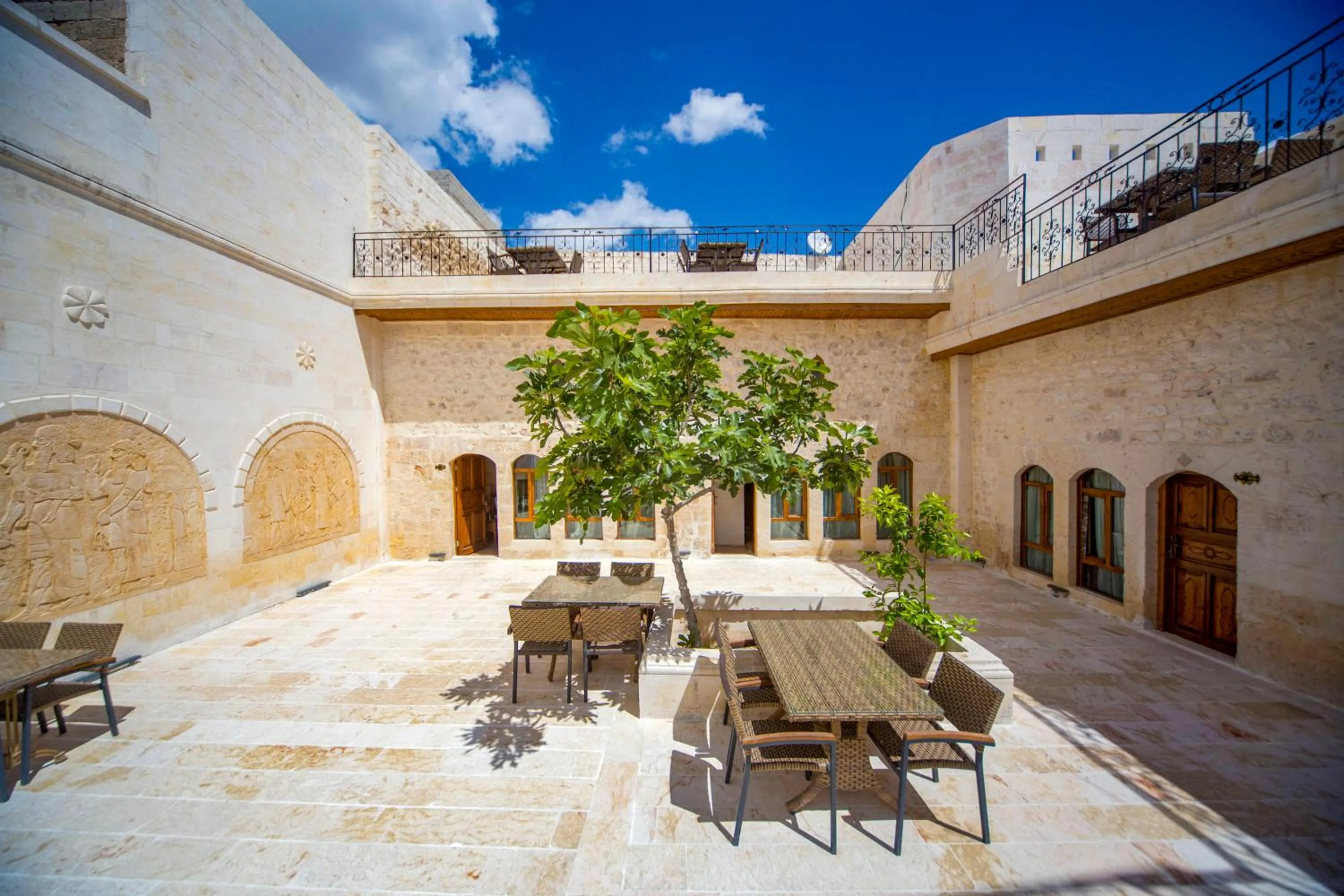 PALMYRA BOUTIQUE HOTEL