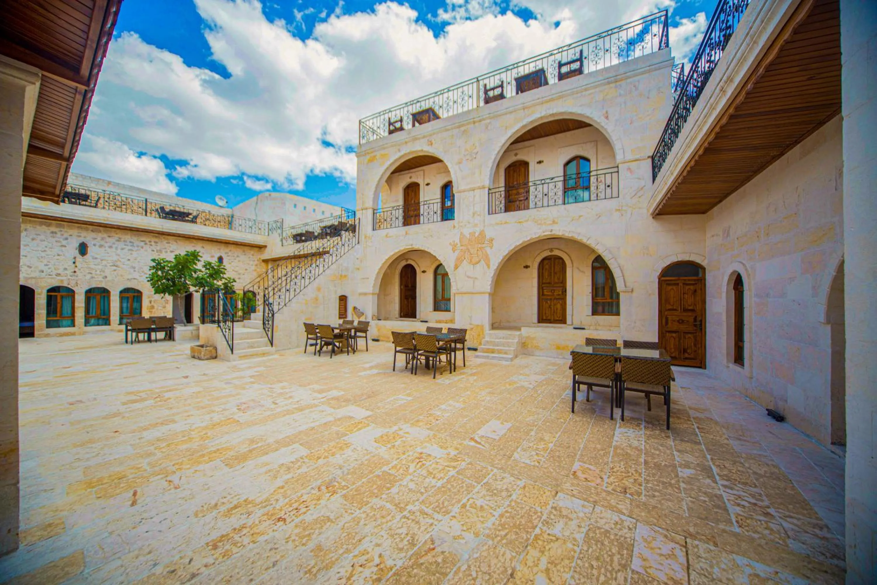 PALMYRA BOUTIQUE HOTEL