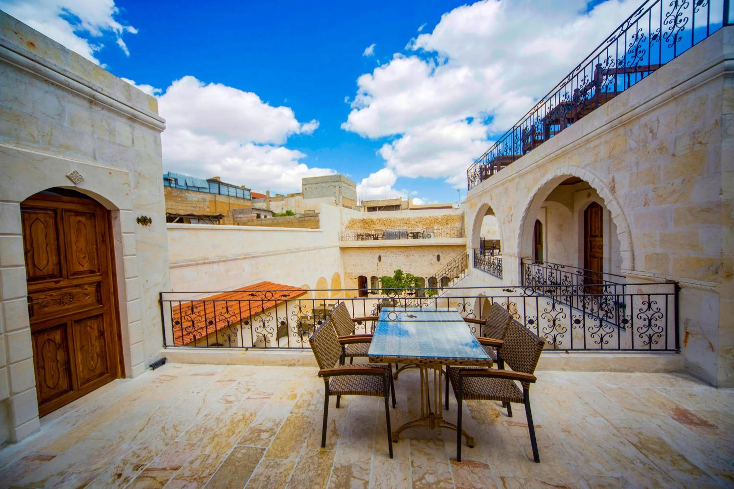 PALMYRA BOUTIQUE HOTEL