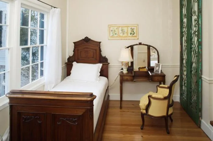 Bed in The Burn Bed and Breakfast