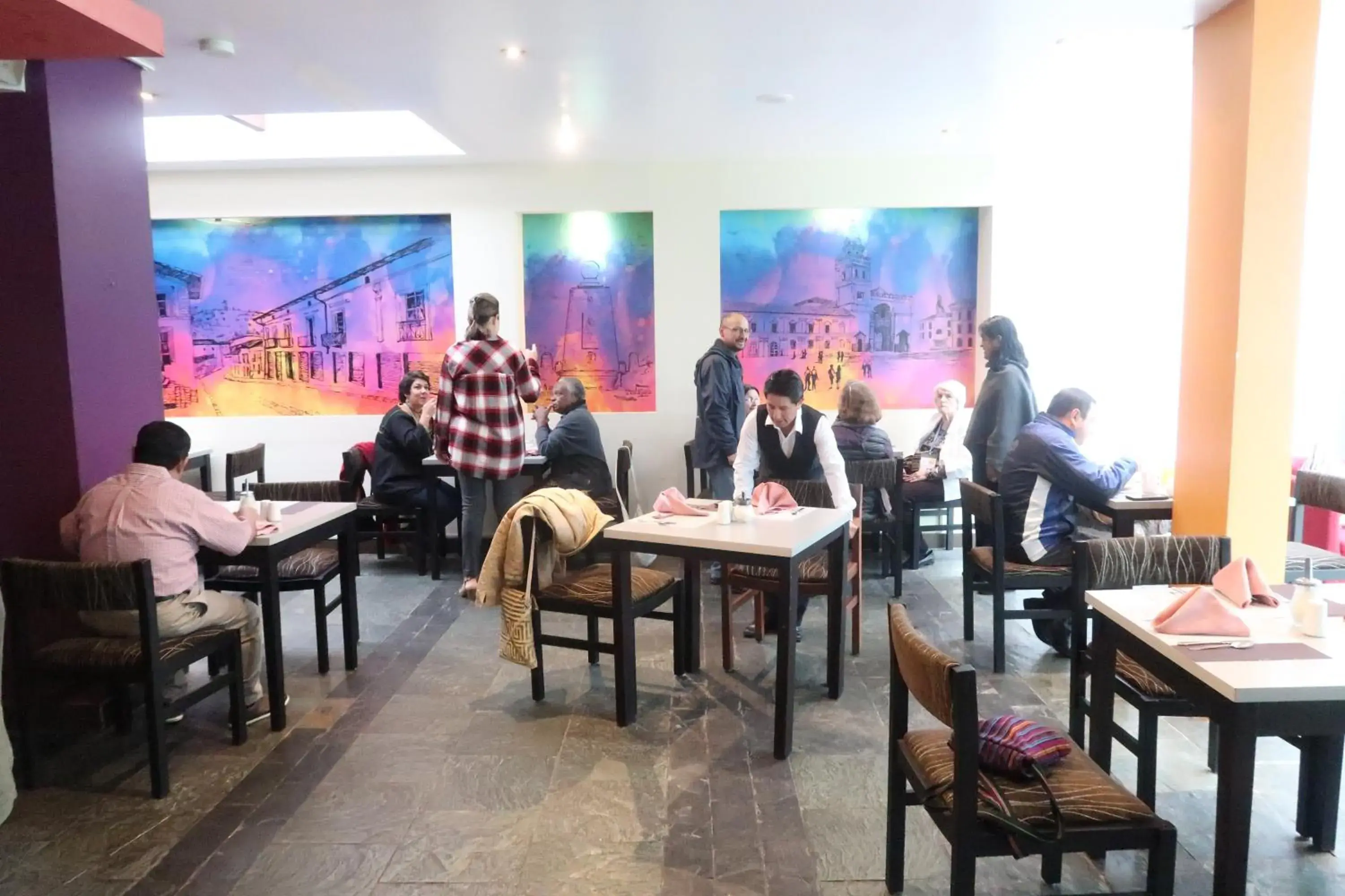 Restaurant/places to eat in Embassy Quito Restaurant/places to eat in Embassy Quito