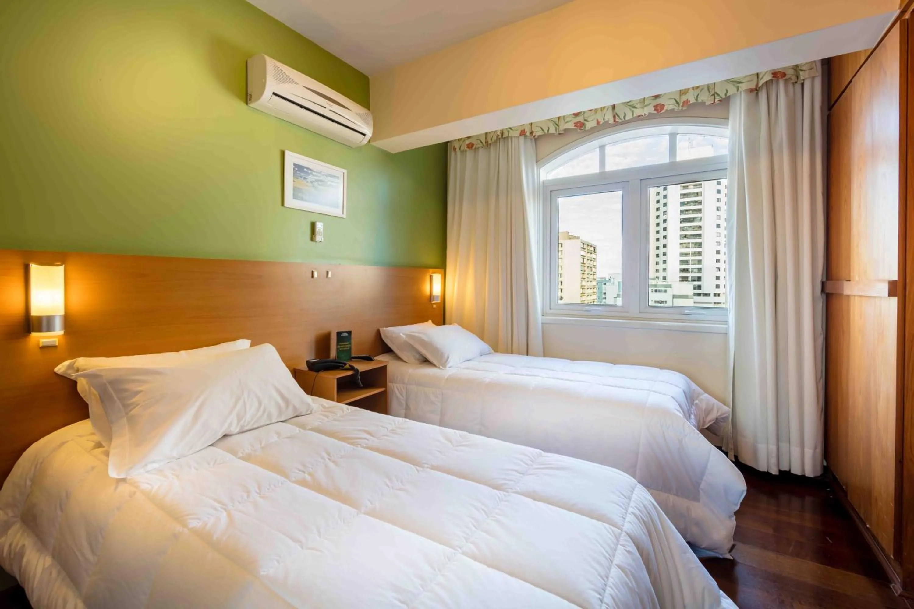Bedroom, Bed in San Silvestre Hotel