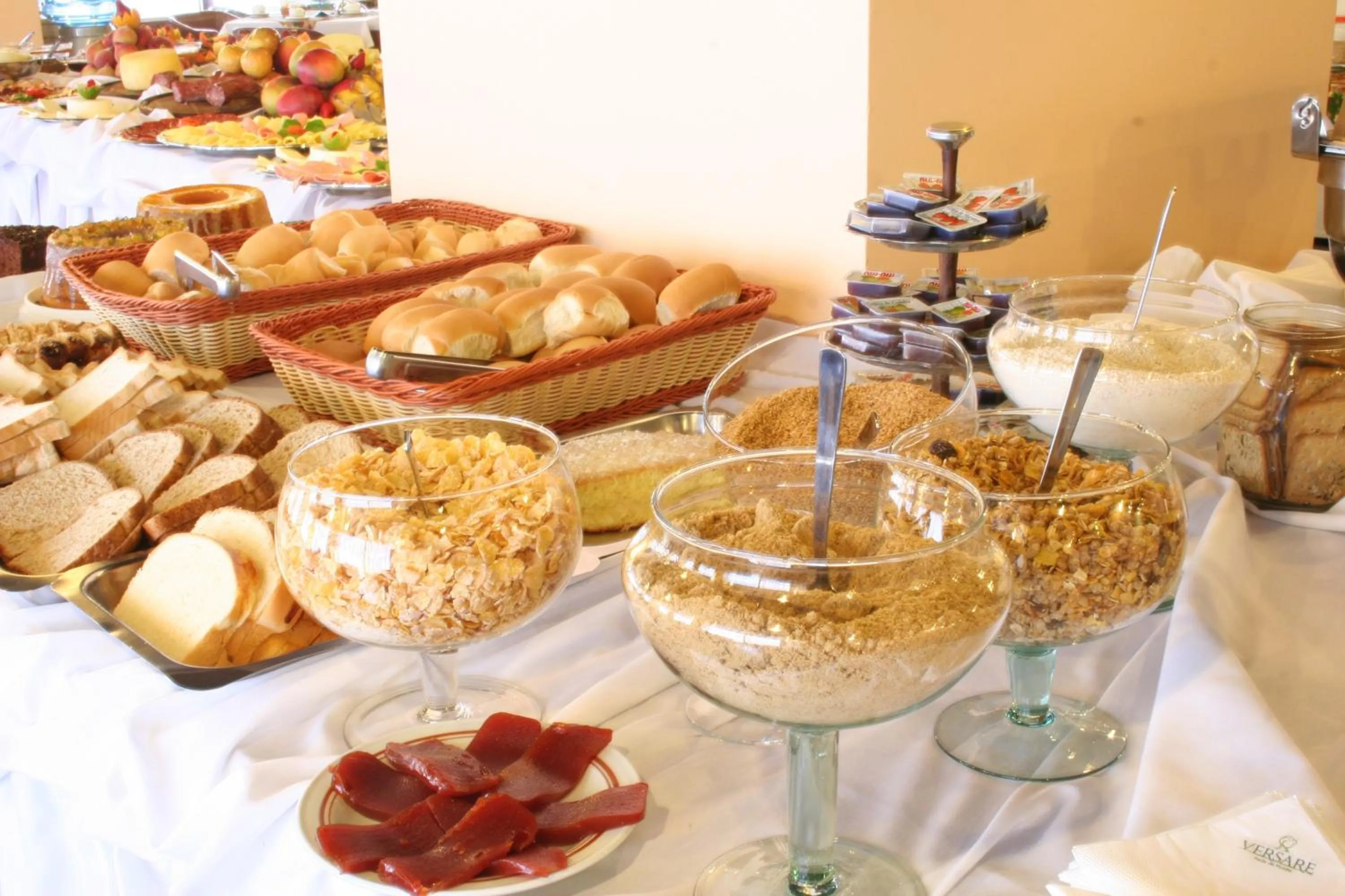 Food in San Silvestre Hotel