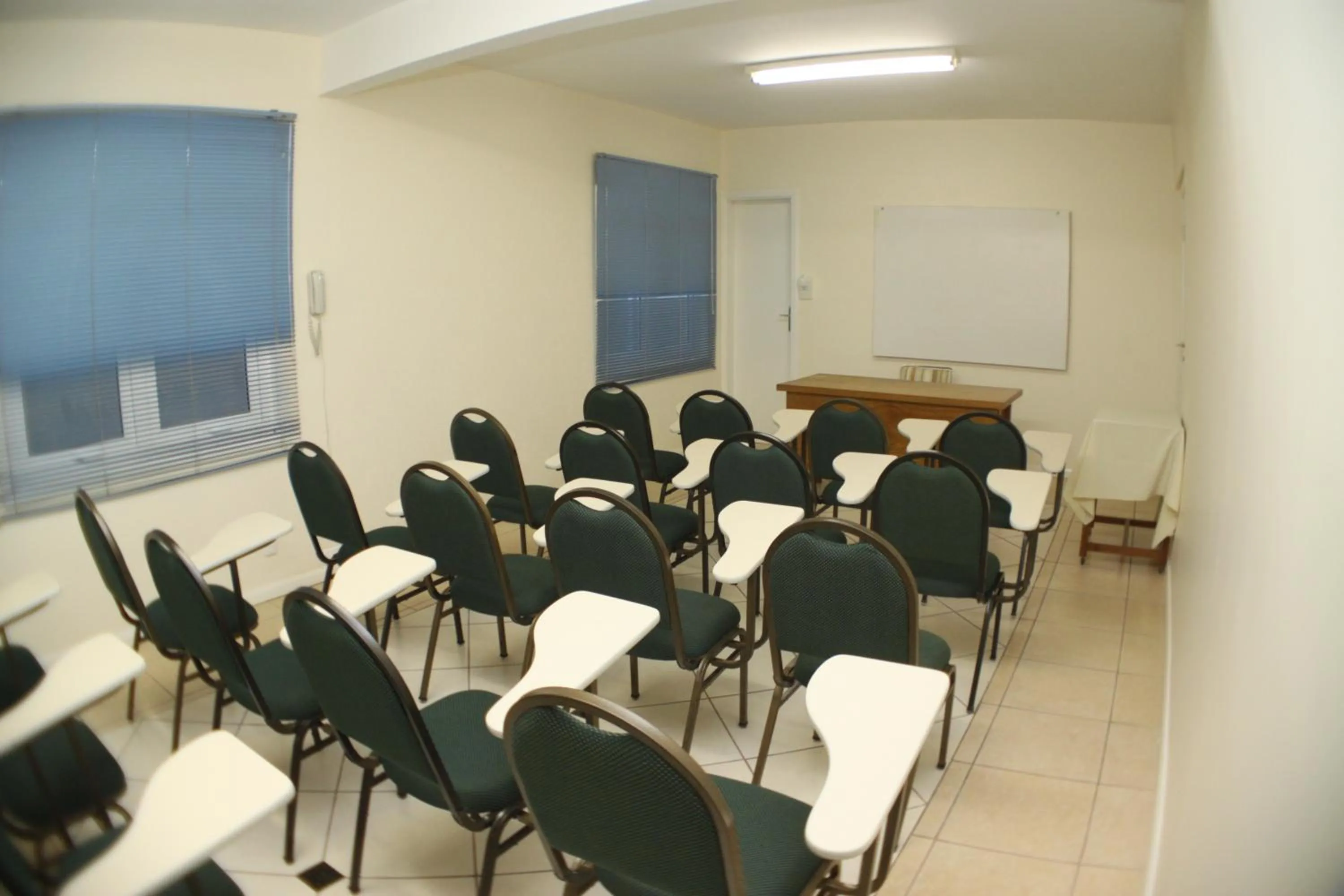 Business facilities in San Silvestre Hotel