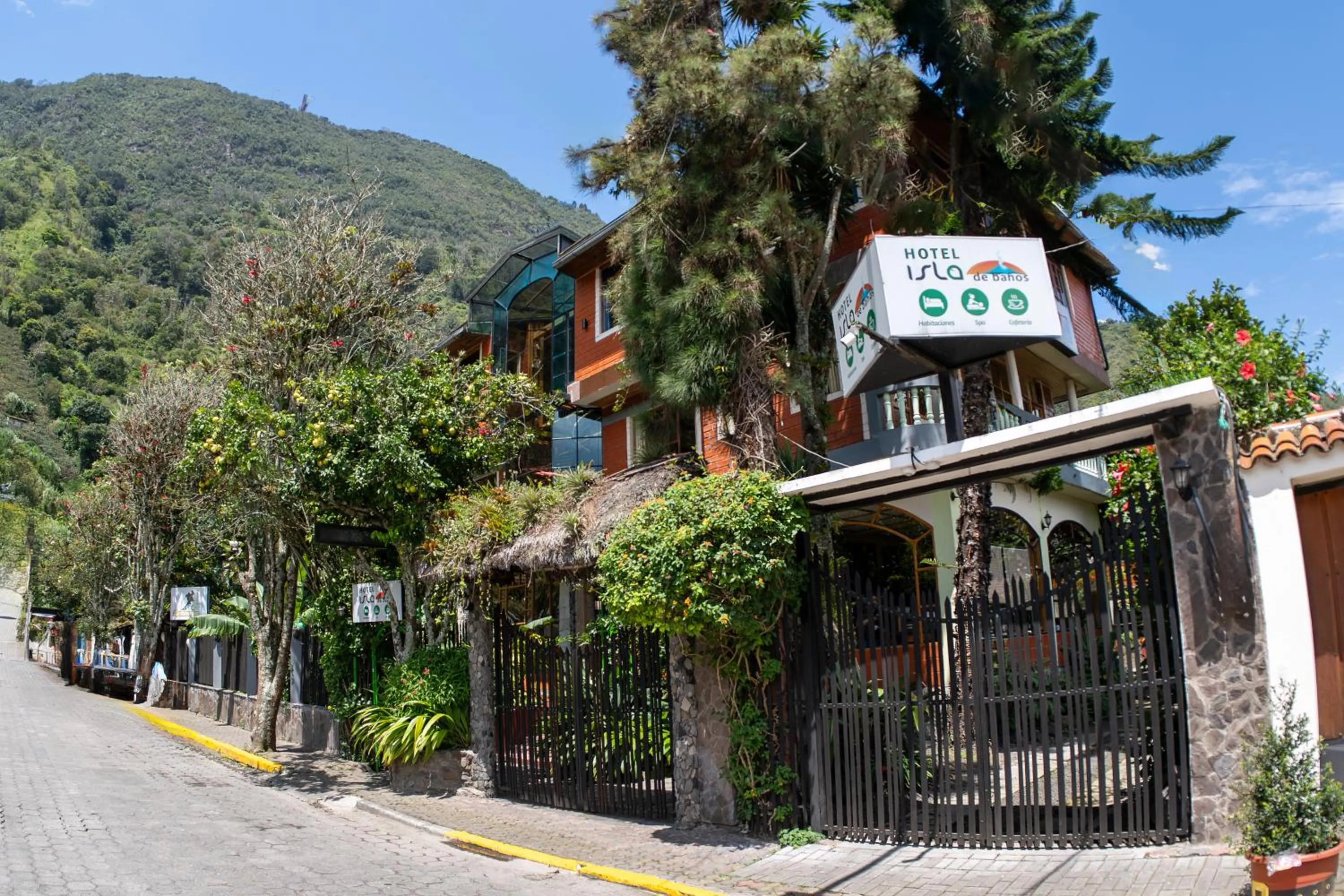 Property building in Hotel y Spa Isla de Baños