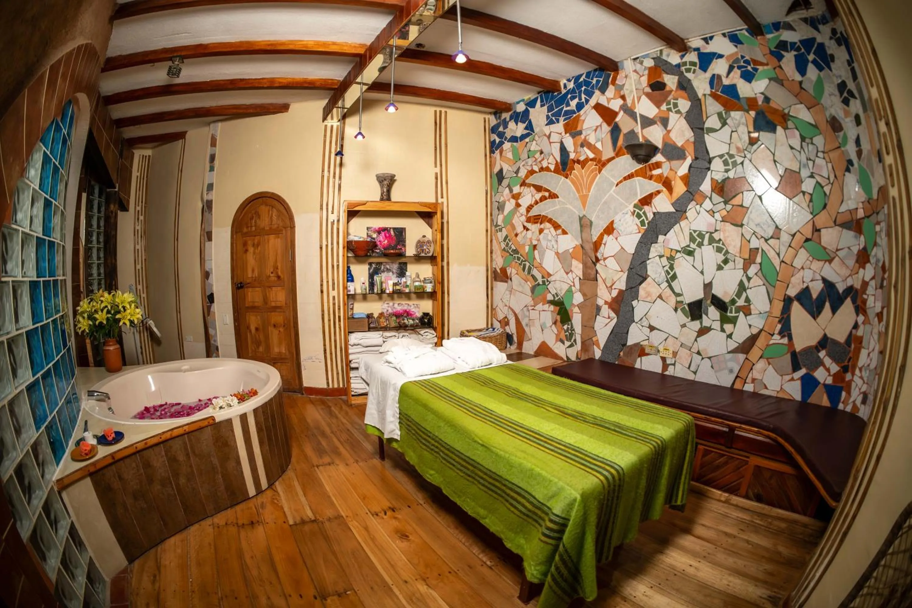 Spa and wellness centre/facilities in Hotel y Spa Isla de Baños