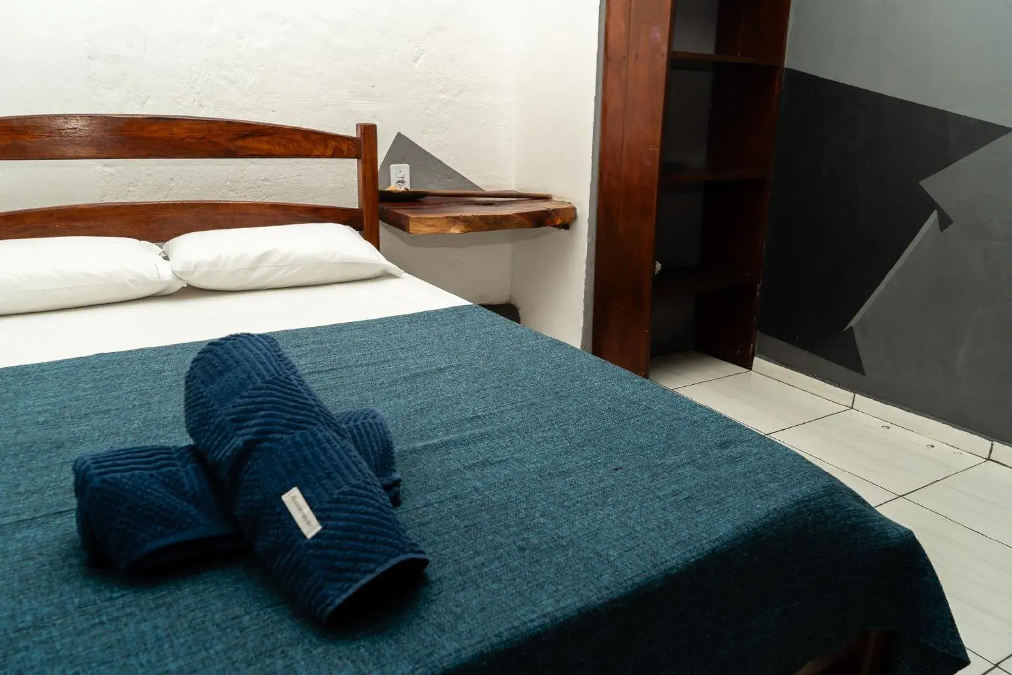 Double Room with Private Bathroom in BANANAS HOSTEL Double Room with Private Bathroom in BANANAS HOSTEL