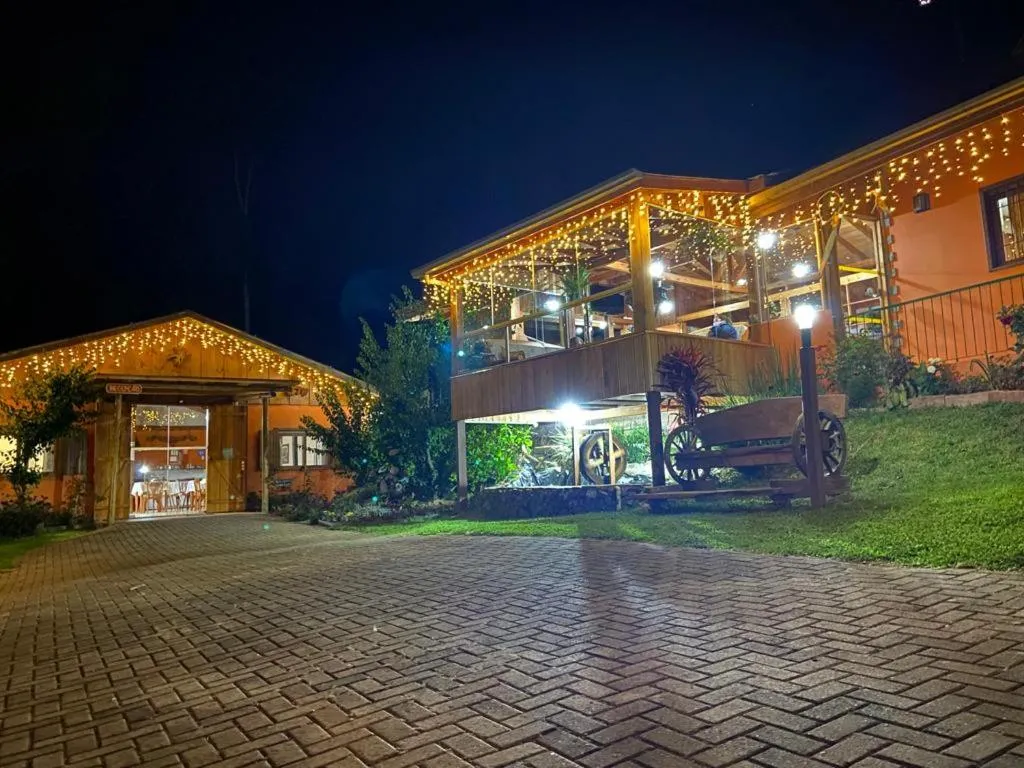 Facade/entrance in Pousada Maibe Amanhecer na Serra