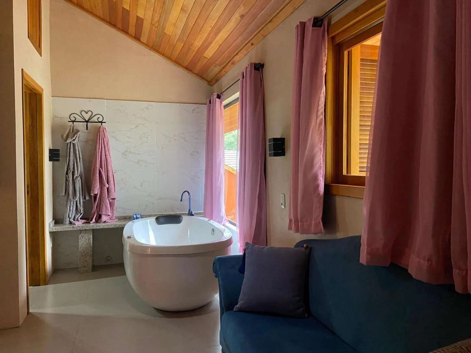 Photo of the whole room in Pousada Maibe Amanhecer na Serra