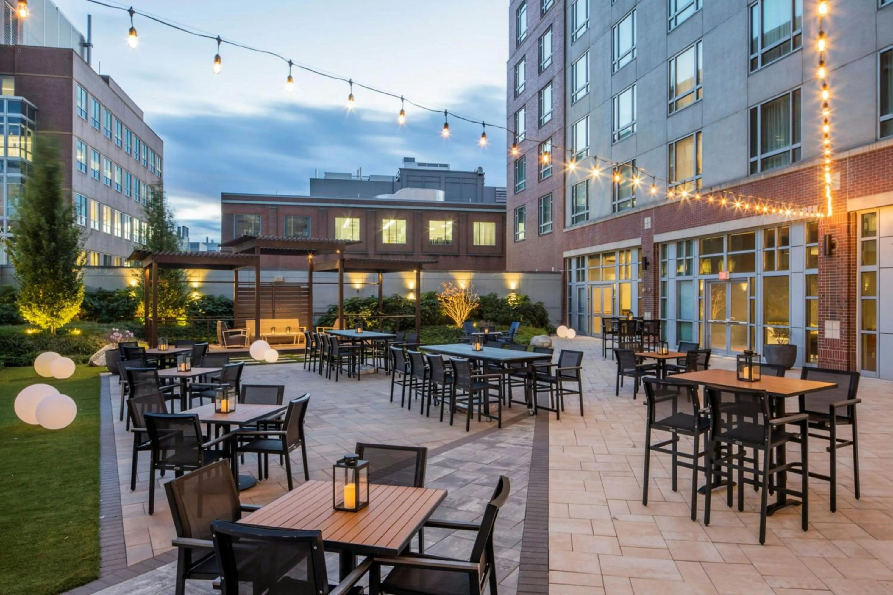 Banquet/Function facilities in Le Meridien Boston Cambridge