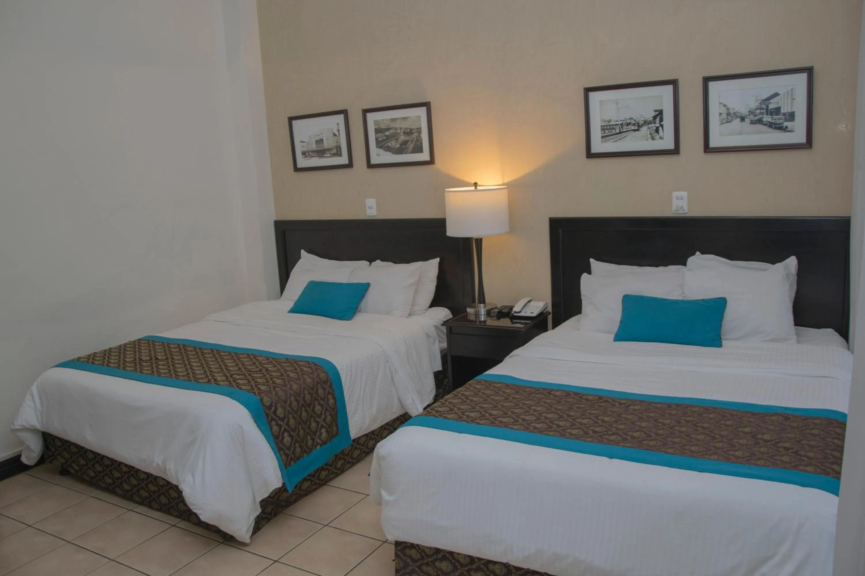 Bed in Hotel Colonial