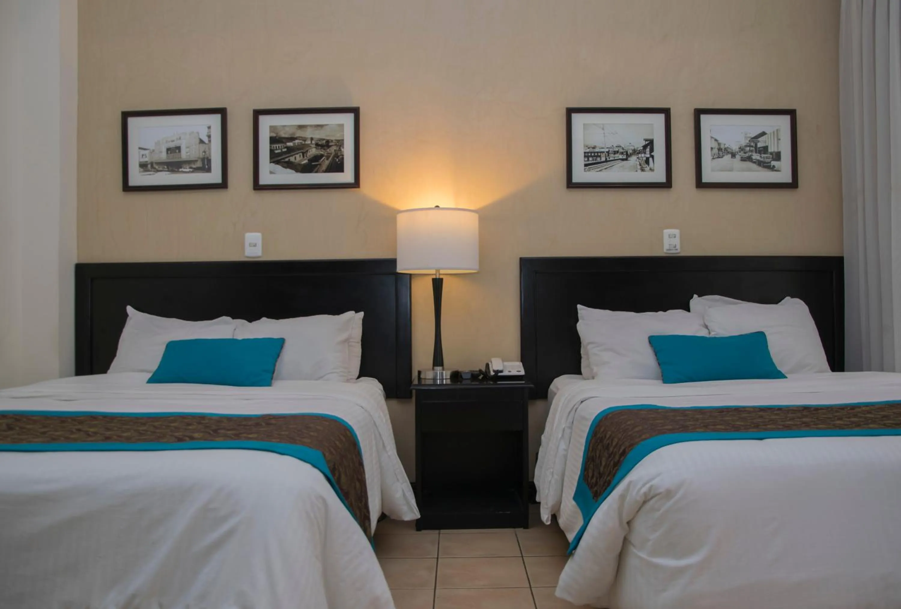 Bed in Hotel Colonial