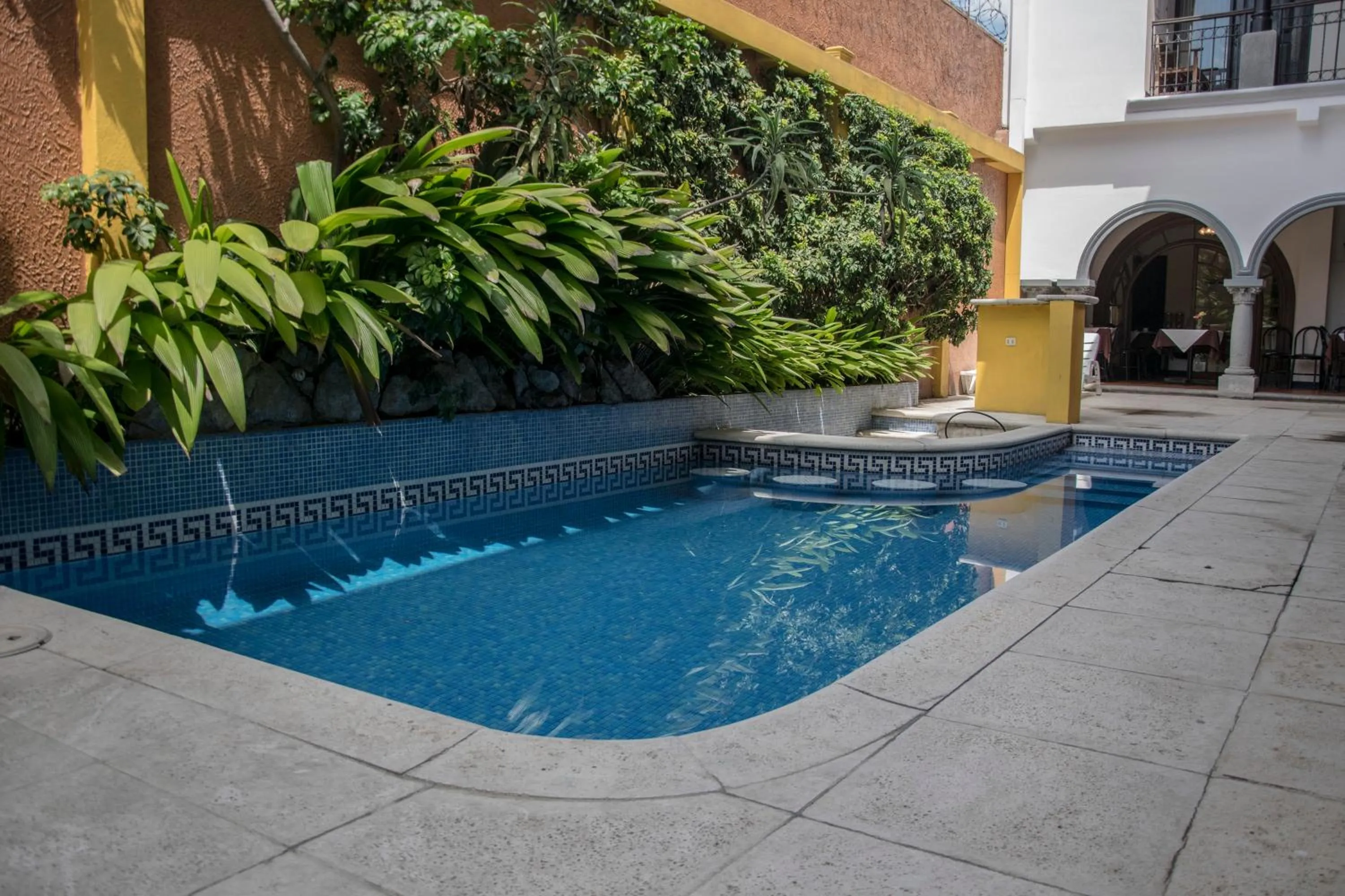 Area and facilities in Hotel Colonial