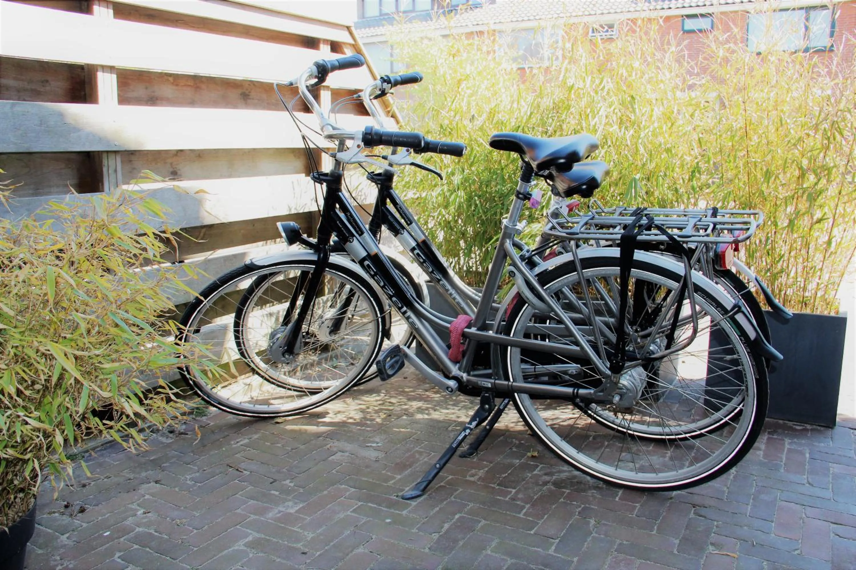 Cycling in Southpoint Zandvoort & private parking