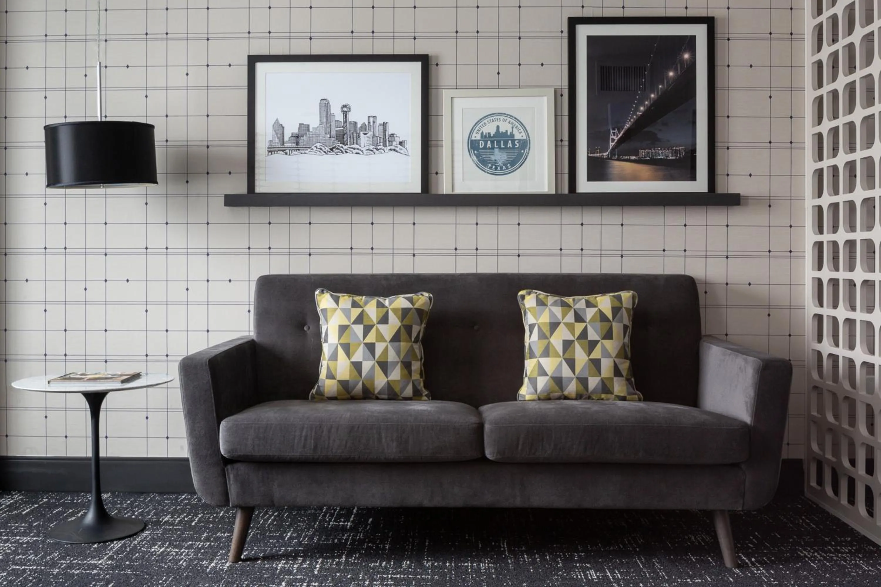 Living room in Le Meridien Dallas by the Galleria