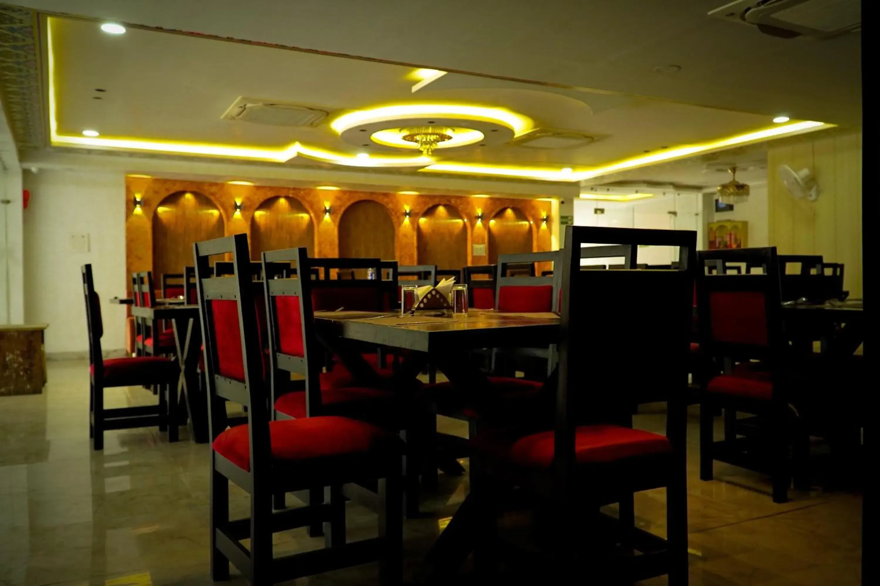 Restaurant/places to eat in Hotel Jaisal Inn - Pure Veg Restaurant/places to eat in Hotel Jaisal Inn - Pure Veg