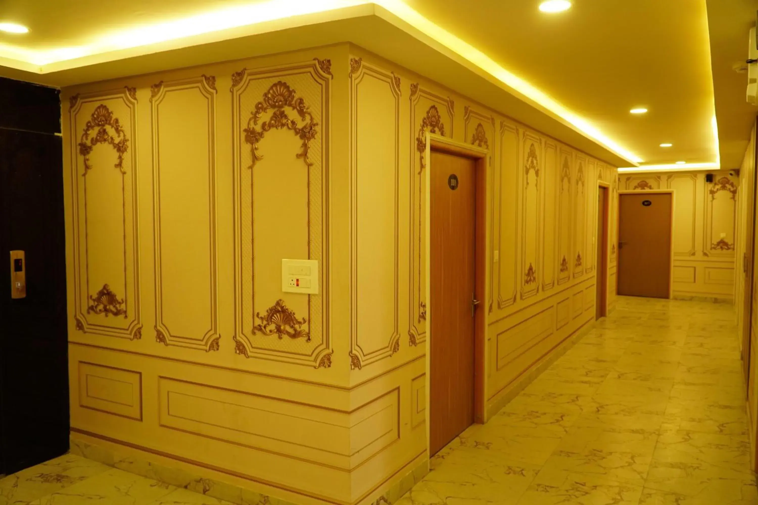 Lobby or reception in Hotel Jaisal Inn - Pure Veg Lobby or reception in Hotel Jaisal Inn - Pure Veg