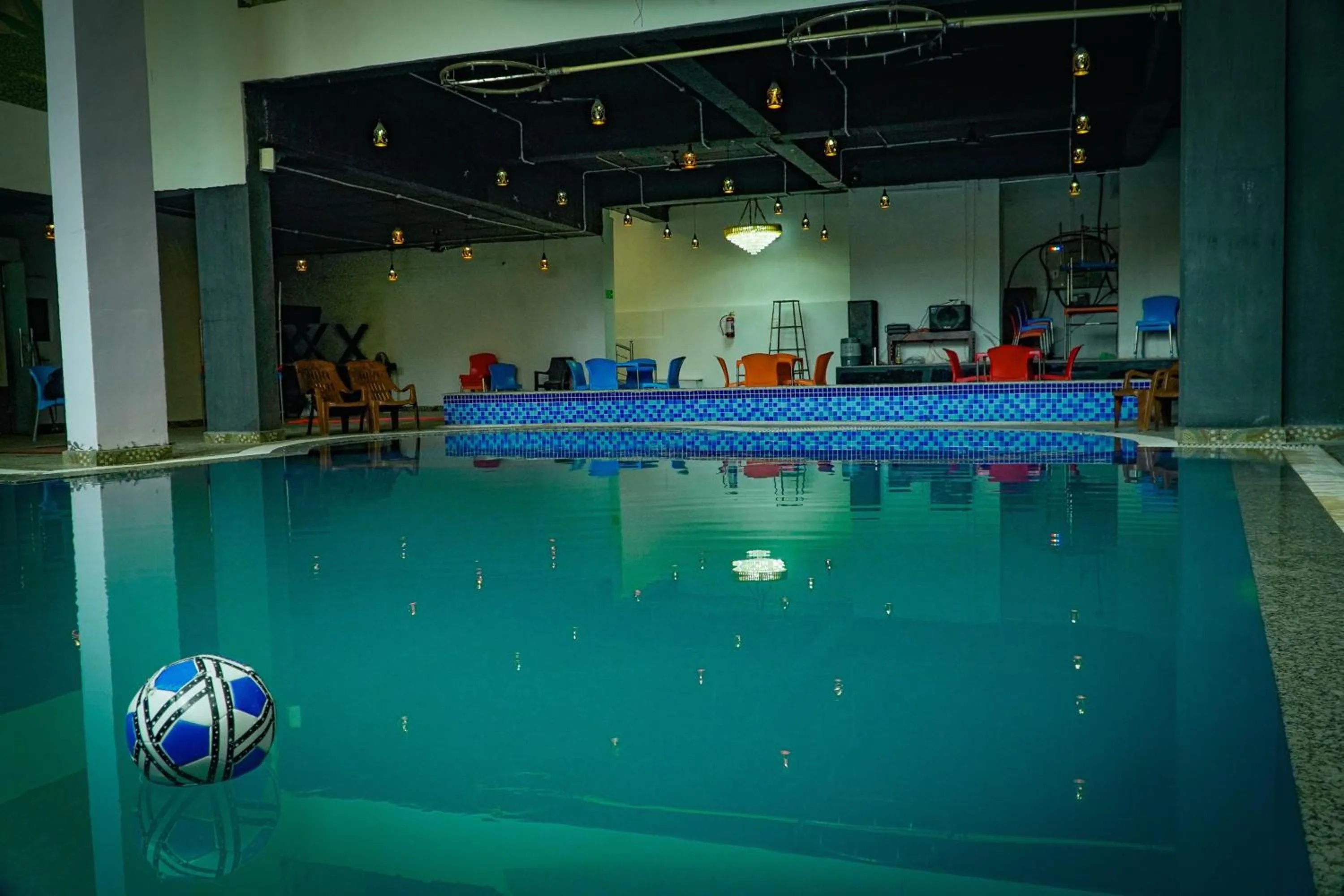 Swimming pool in Hotel Jaisal Inn - Pure Veg