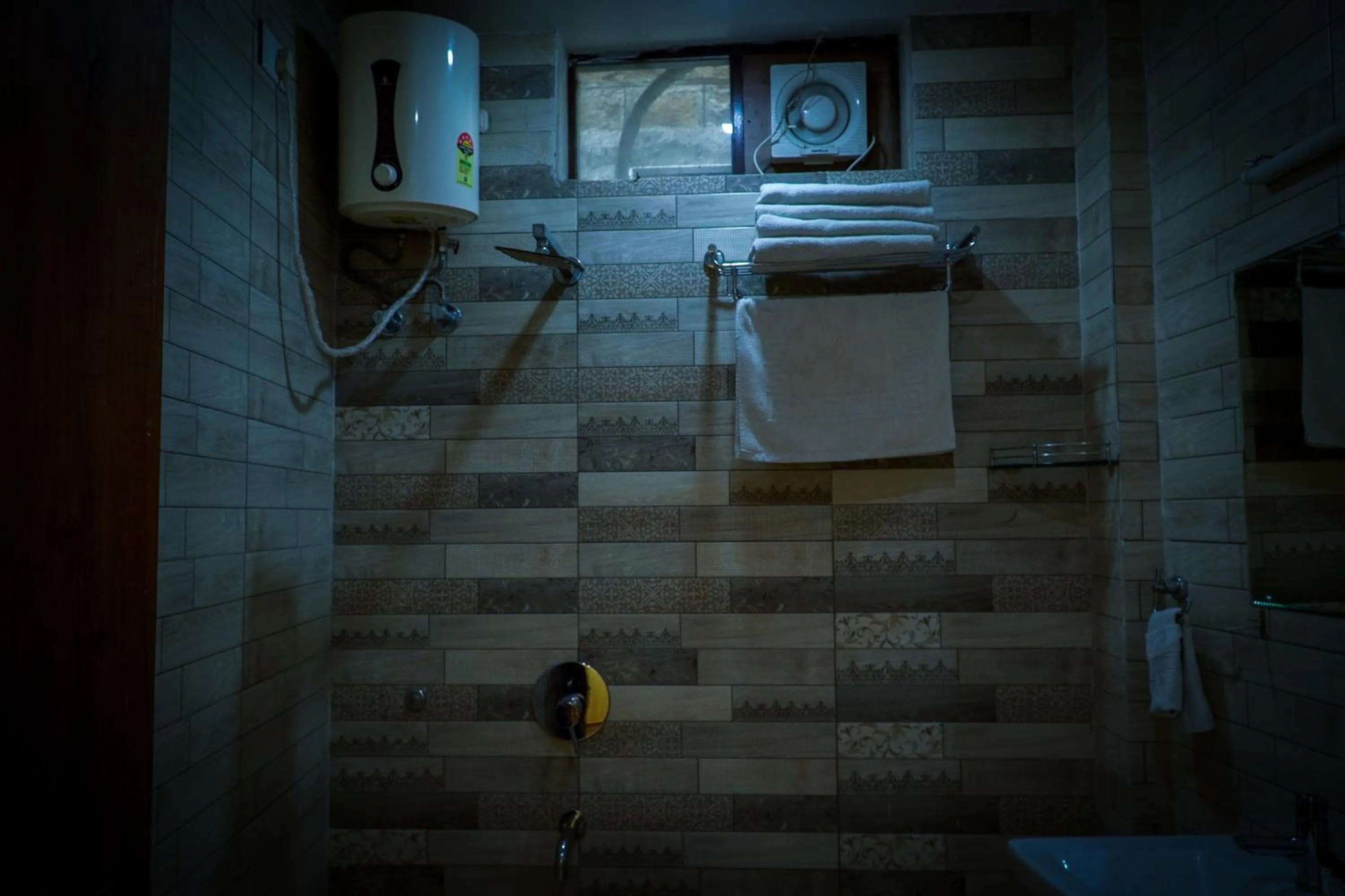 Bathroom in Hotel Jaisal Inn - Pure Veg