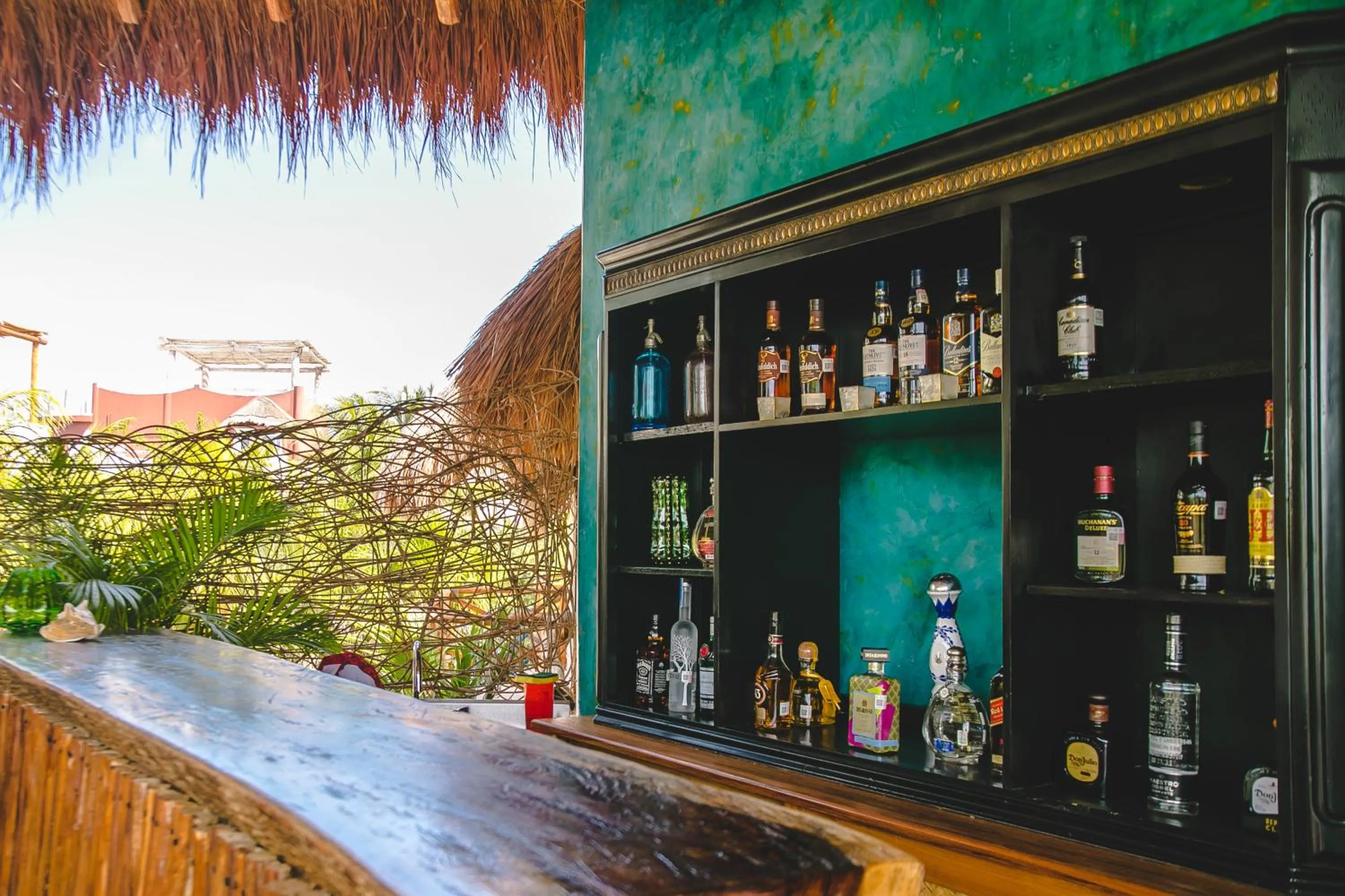 Lounge or bar in Hotel Boutique La Puerta Azul Beachfront - Adults Only